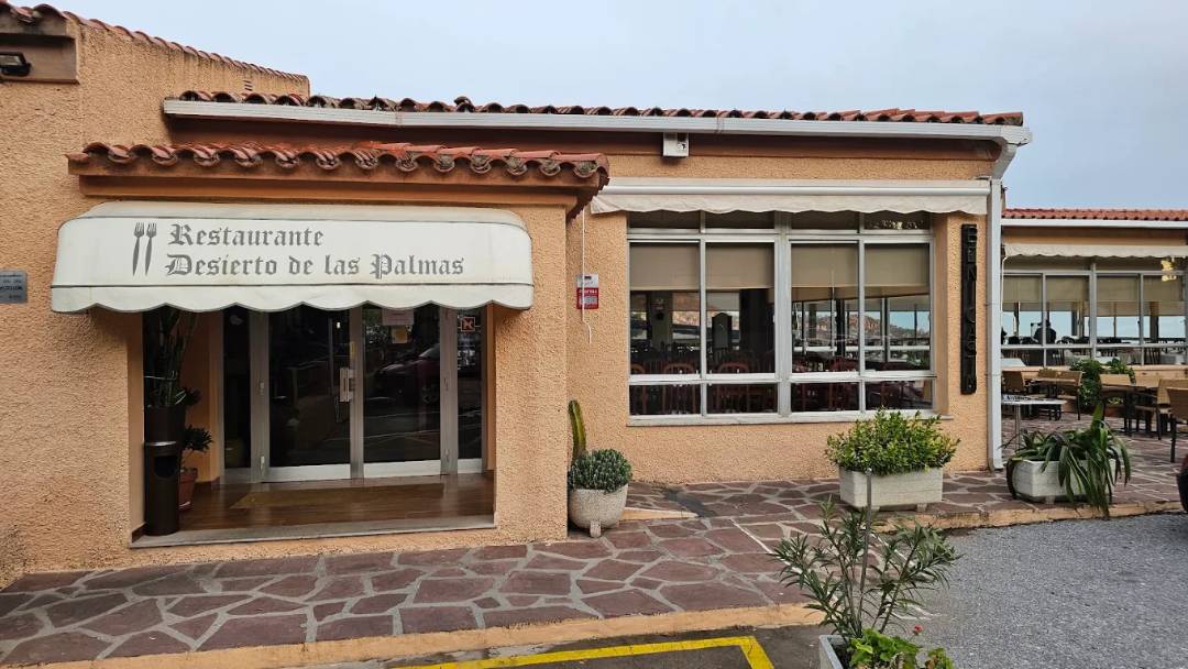 Restaurante El Desierto · Desert de les Palmes, Castellón, España | Bar motero — Kando Riders