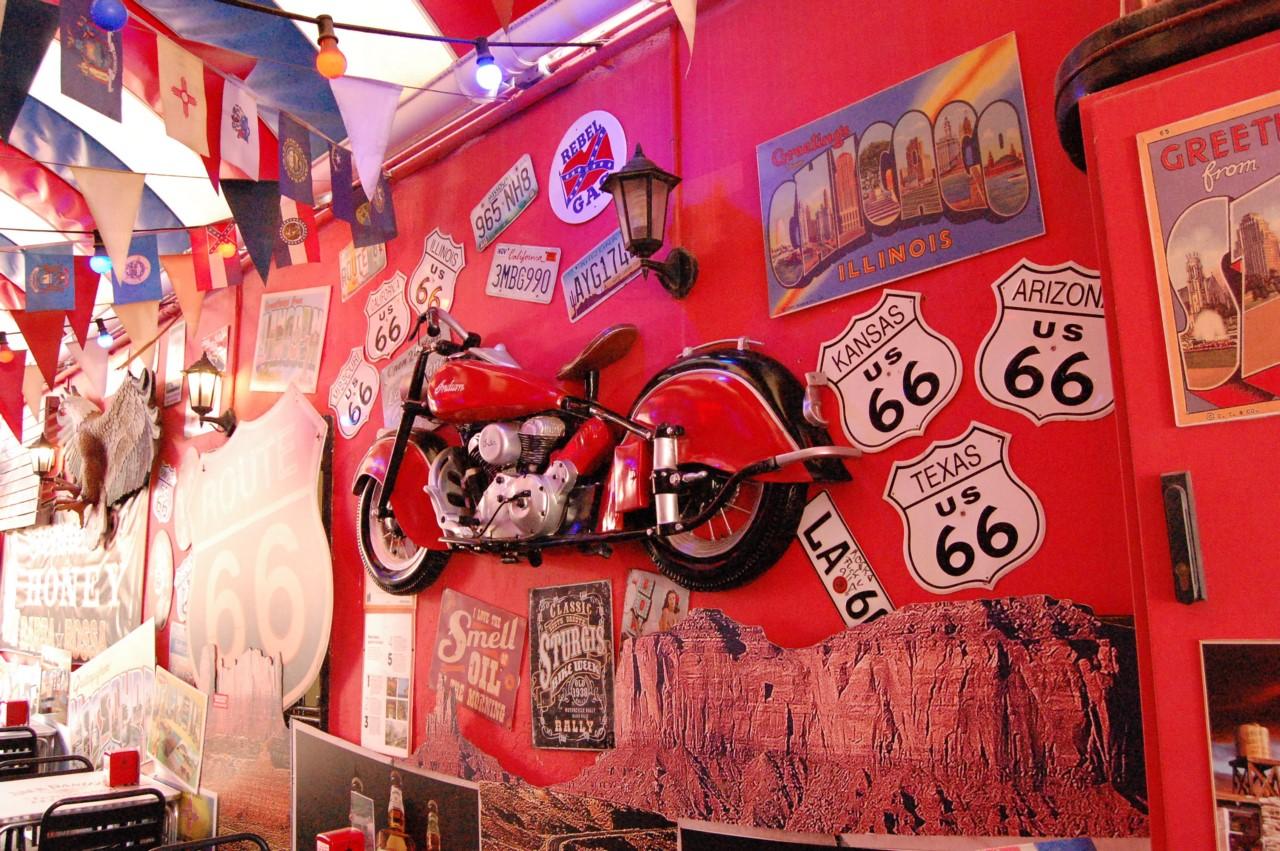 Barbarrossa (Castelldefels) · Castelldefels, Barcelona, España | Bar motero — Kando Riders