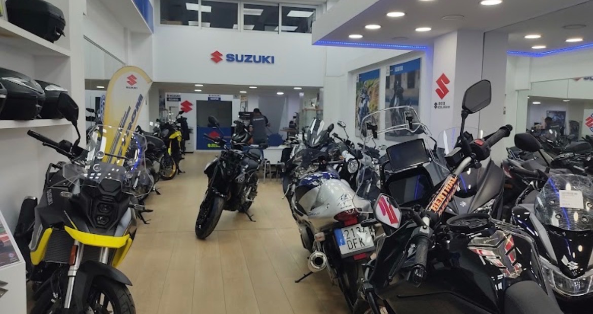 Box Sicilia · Barcelona, Barcelona, España | Taller de motos — Kando Riders