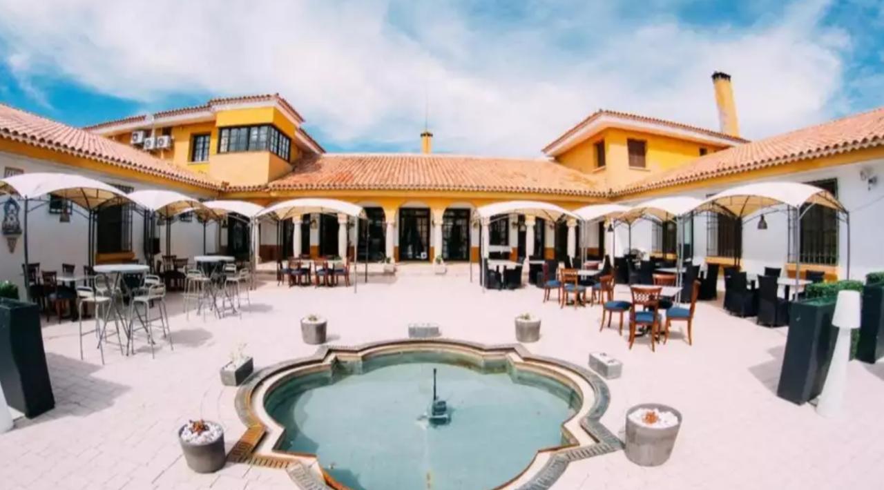 Hotel Finca las Beatas · Villahermosa, Ciudad Real, España | Alojamiento motero — Kando Riders