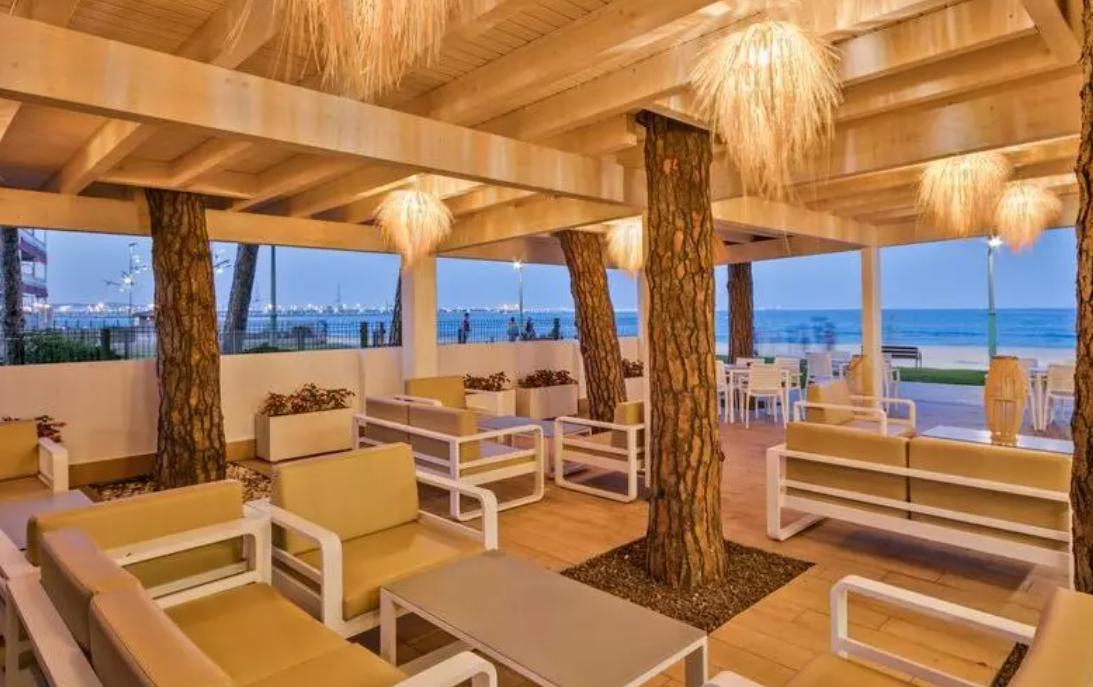 Hotel Best Terramarina · La Pineda, Tarragona, España | Alojamiento motero — Kando Riders