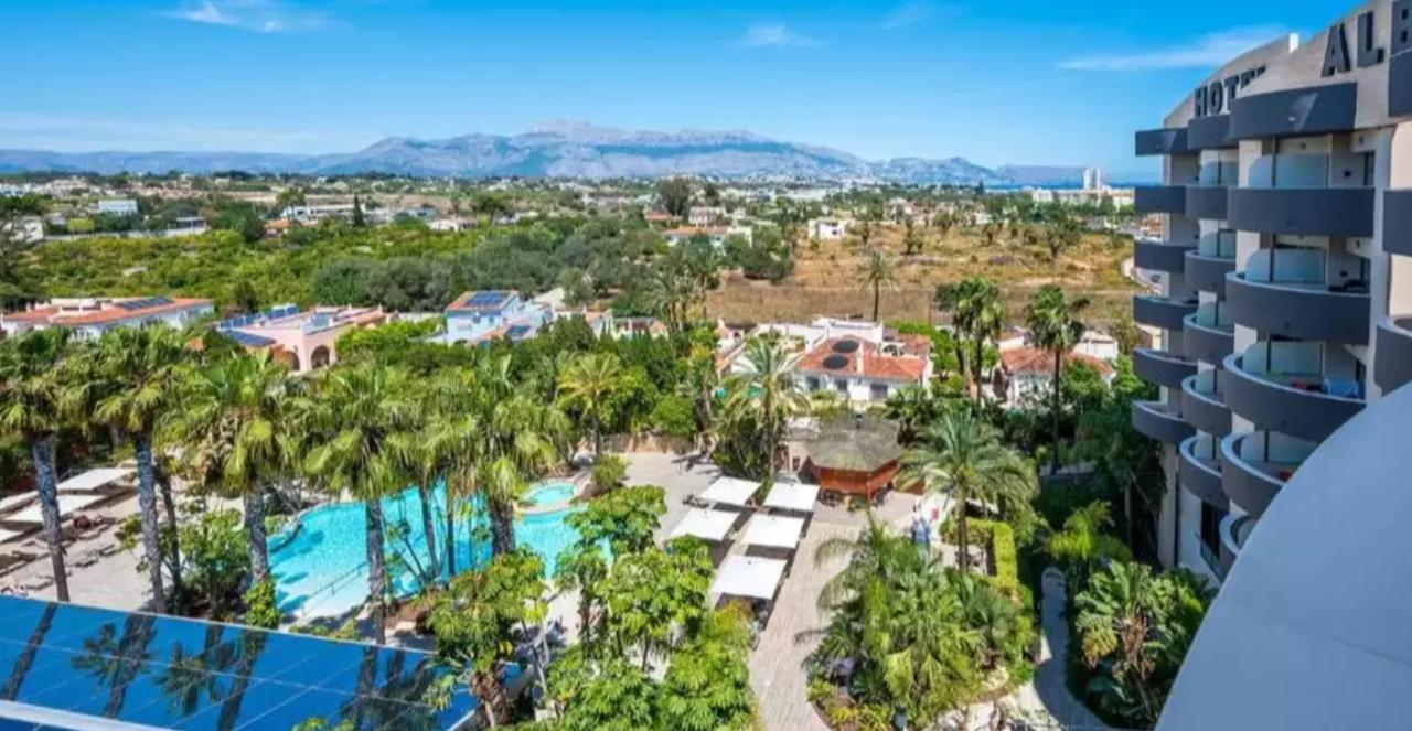 Albir Playa Hotel & SPA · L'Alfàs del Pi, Alicante, España | Alojamiento motero — Kando Riders