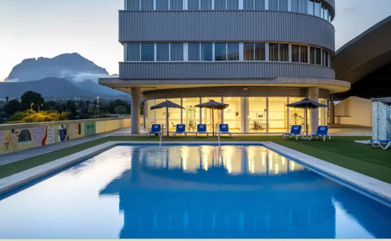 Hotel La Estación · Benidorm, Alicante, España | Alojamiento motero — Kando Riders