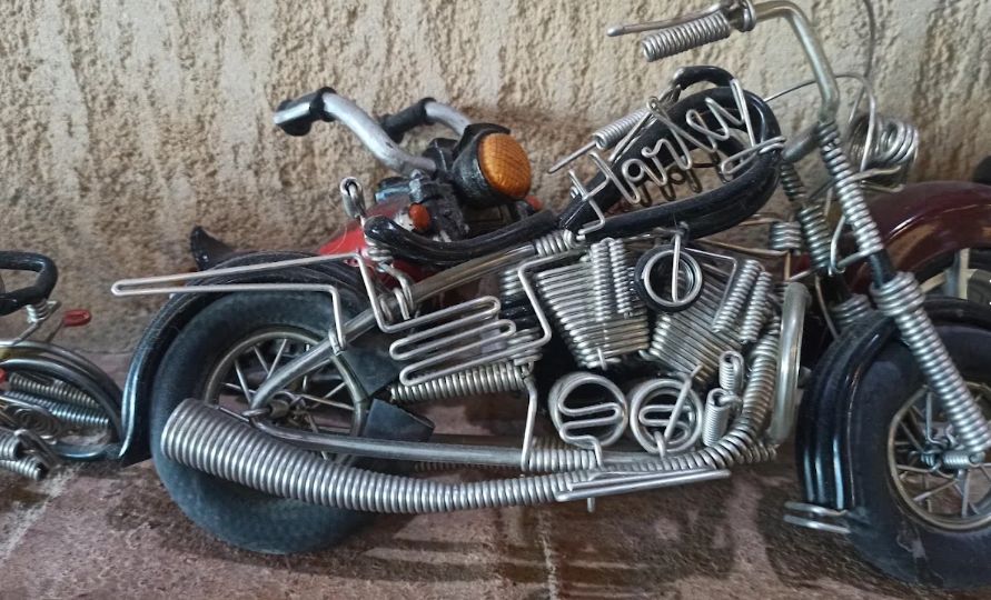 Bé de Gust · Figueres, A Coruña, España | Bar motero — Kando Riders