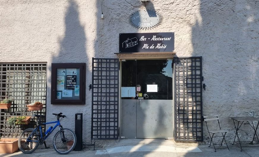 Bar Restaurant Local Social de Rubió · Rubió, Cataluña, España | Bar motero — Kando Riders