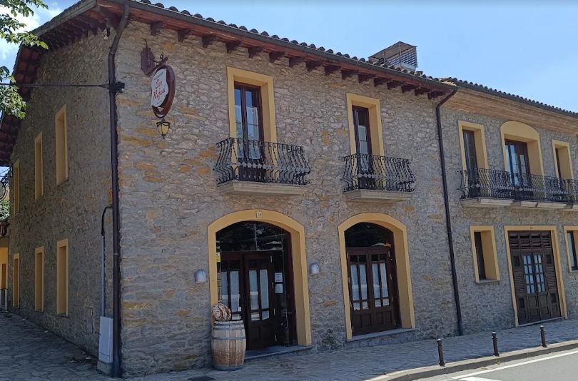 Restaurant Can Rafael · Seva, Cataluña, España | Bar motero — Kando Riders