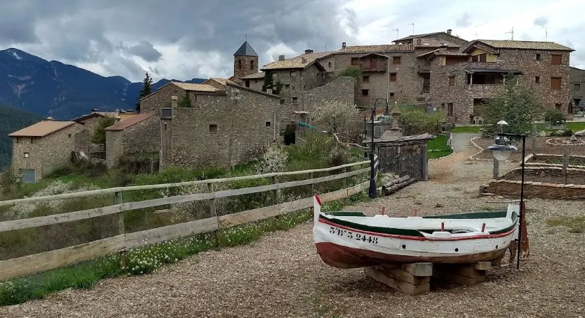 El Paller de Cal Coma Bar-Restaurant · Fórnols (La Vansa i Fórnols), Cataluña, España | Bar motero — Kando Riders