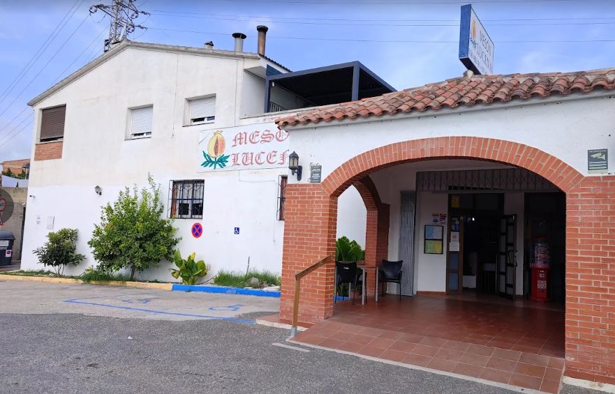 Mesón Lucena · Bellvei, Cataluña, España | Bar motero — Kando Riders