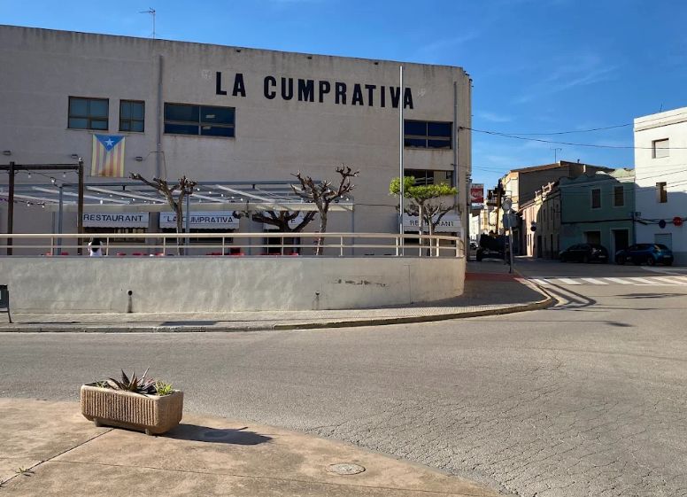 Bar Restaurant La Cumprativa · Llorenç del Penedès, Cataluña, España | Bar motero — Kando Riders