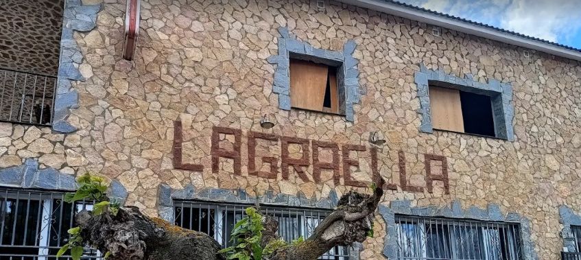 Bar-Restaurant La Graella · Ulldemolins, Cataluña, España | Bar motero — Kando Riders