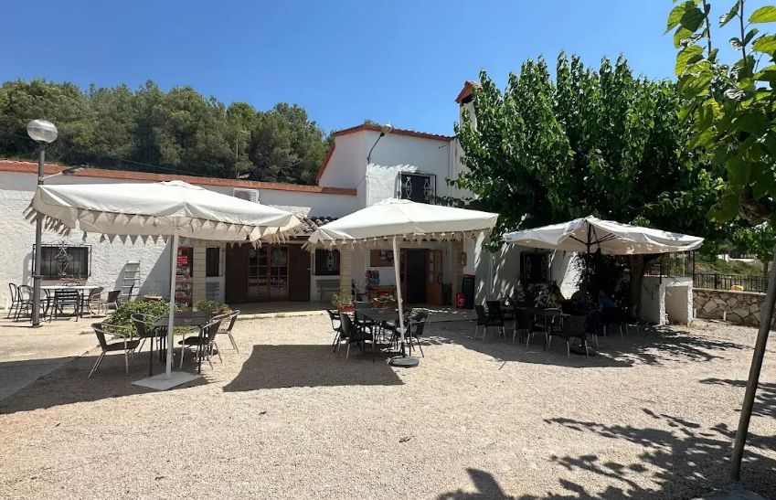 Bar Restaurant Eleve · La Moixeta (El Montmell), Cataluña, España | Bar motero — Kando Riders