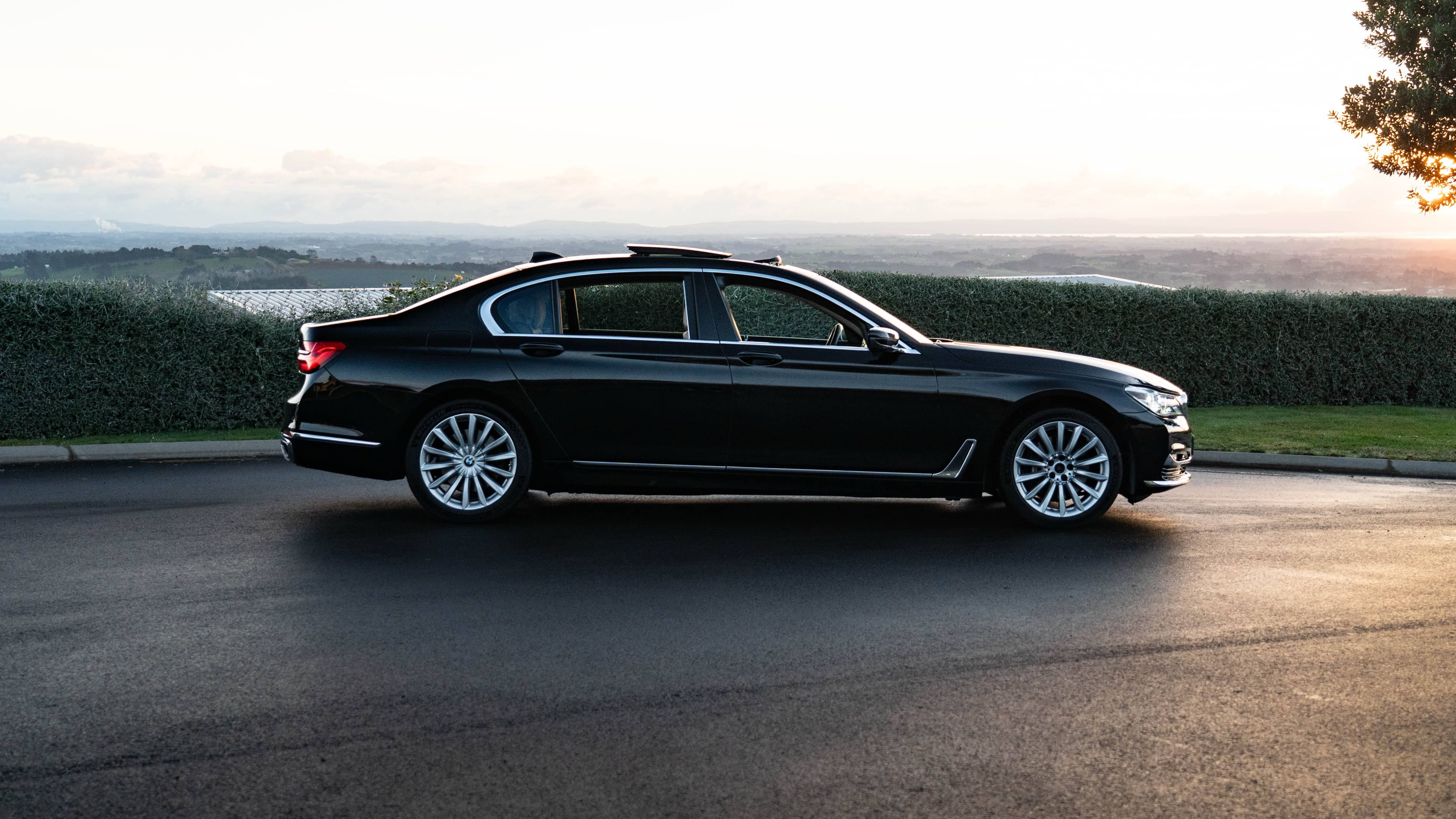 BMW 740LI-option1 - Image 5
