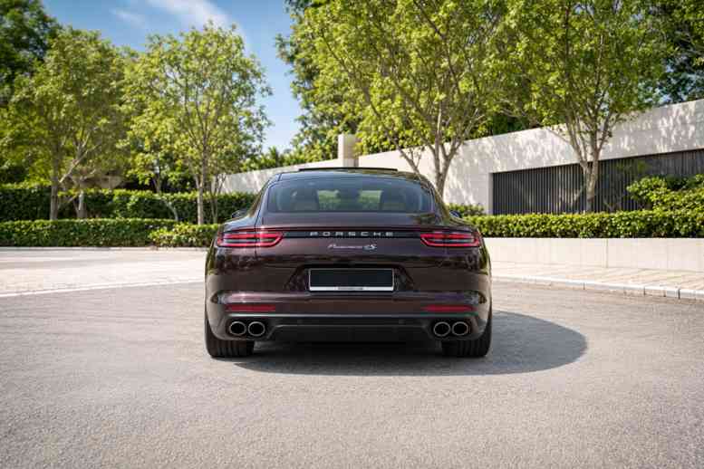 Porsche Panamera-option1 - Image 3