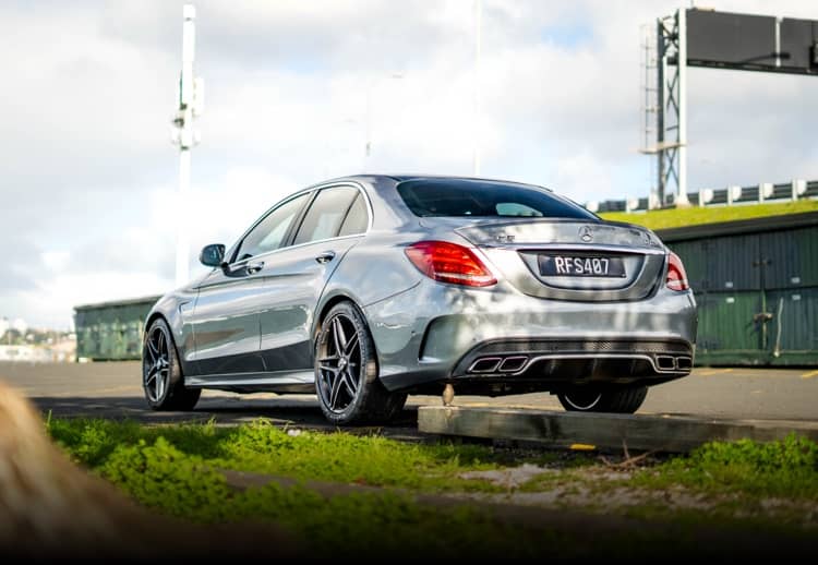 Mercedes-Benz C63S-option1 - Image 1