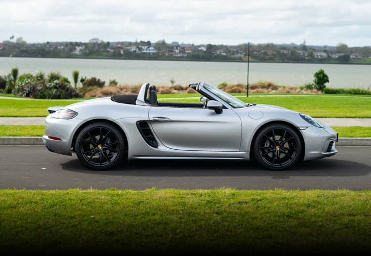 Porsche 718 Boxster-option1 - Image 2