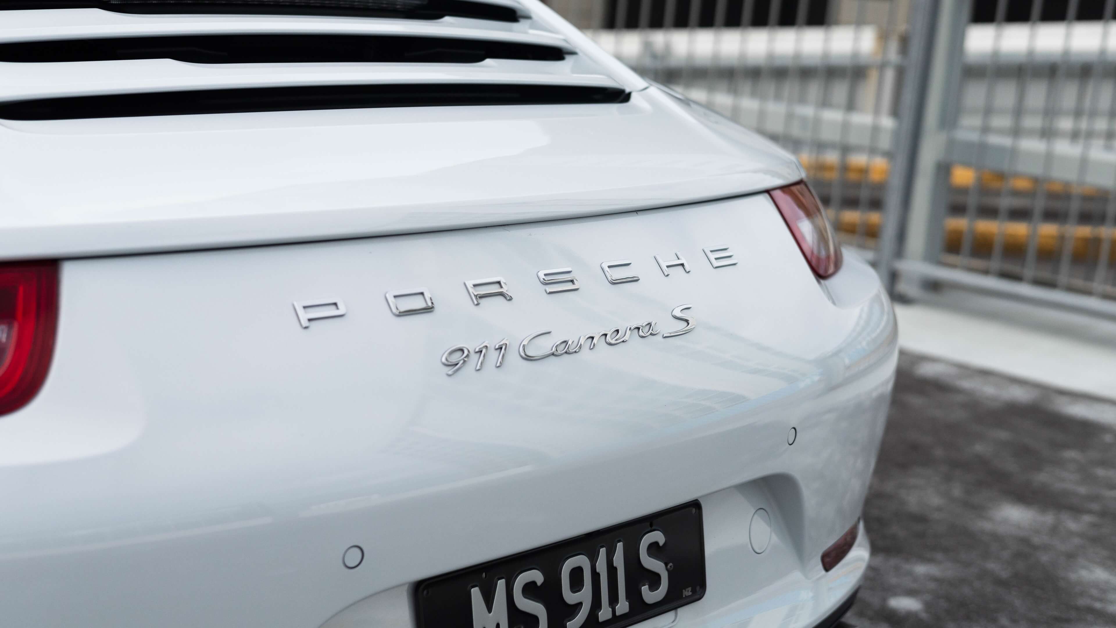 Porsche 911 Carrera S - Image 8
