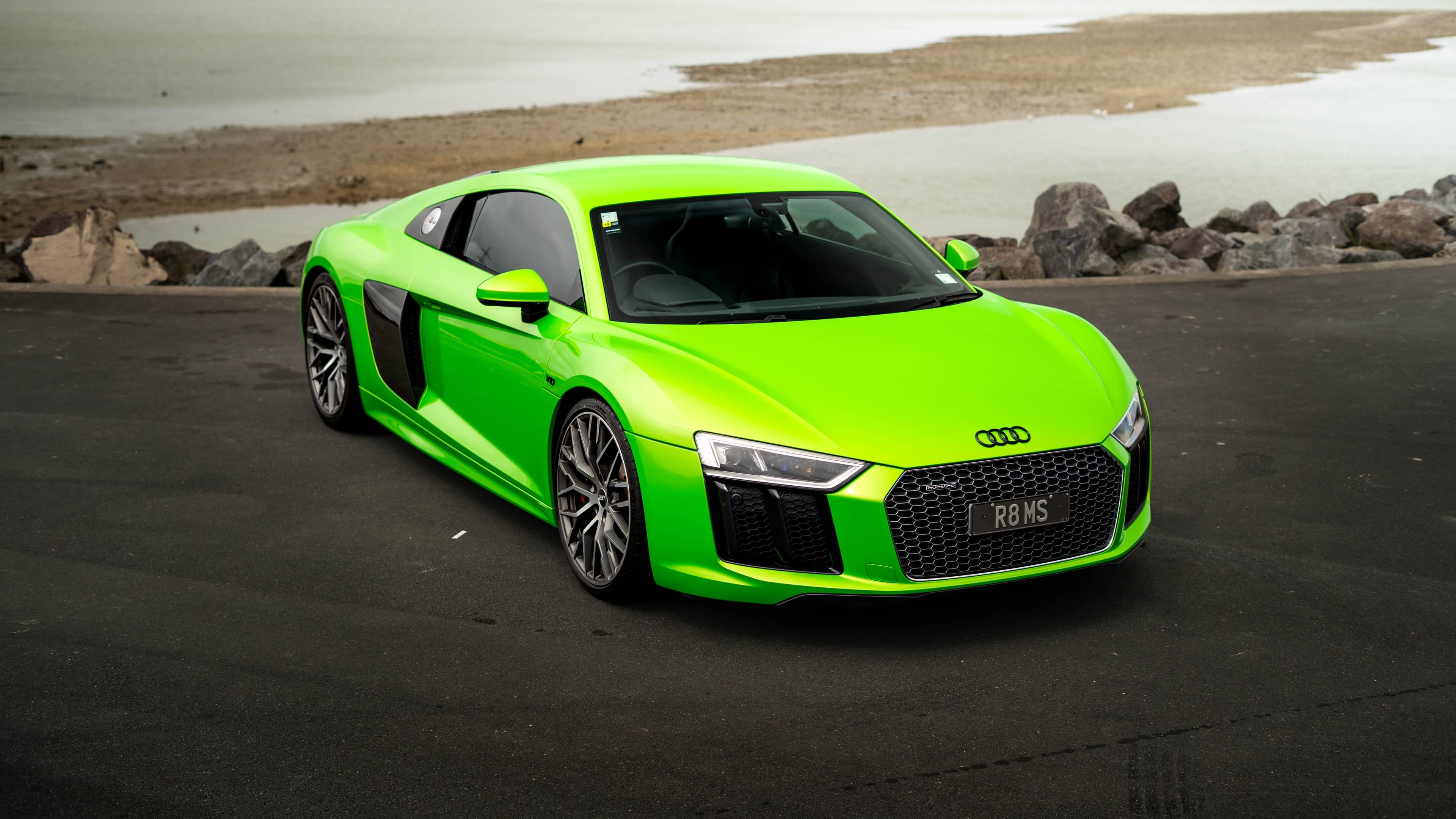 Audi R8 V10 (Gen 2) - Image 12