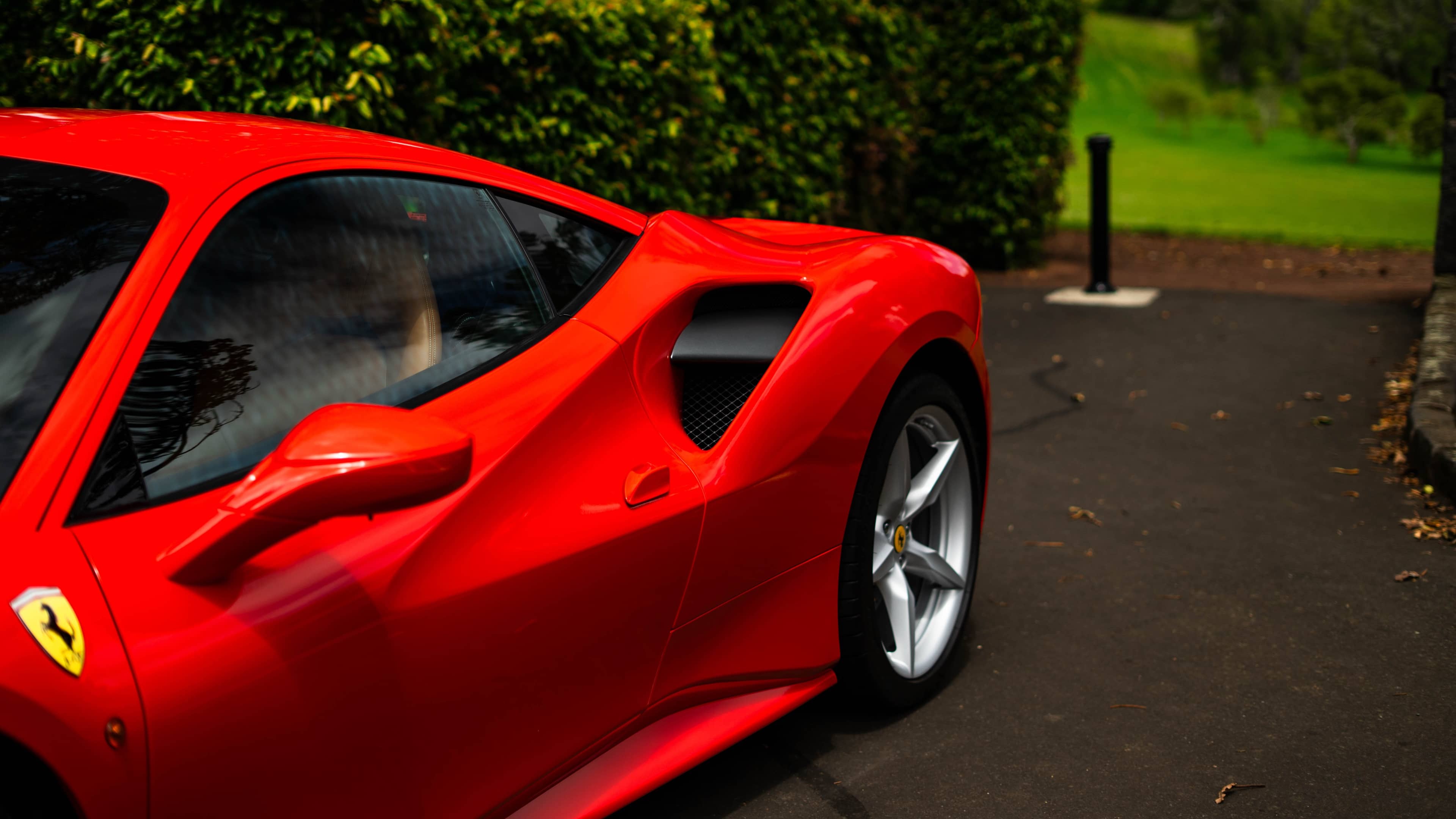Ferrari 488 - Image 8