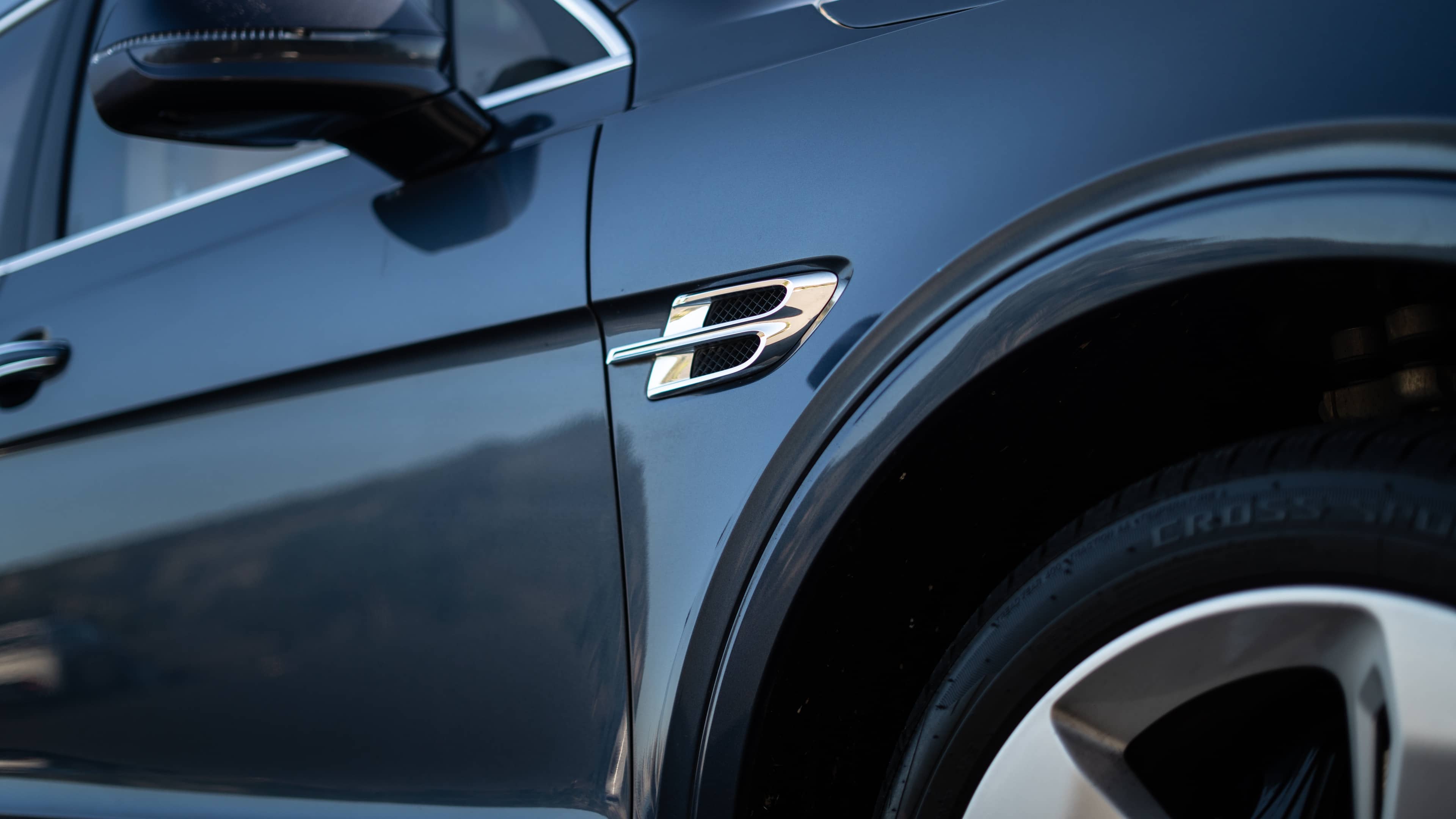 Bentley Bentayga - Image 11