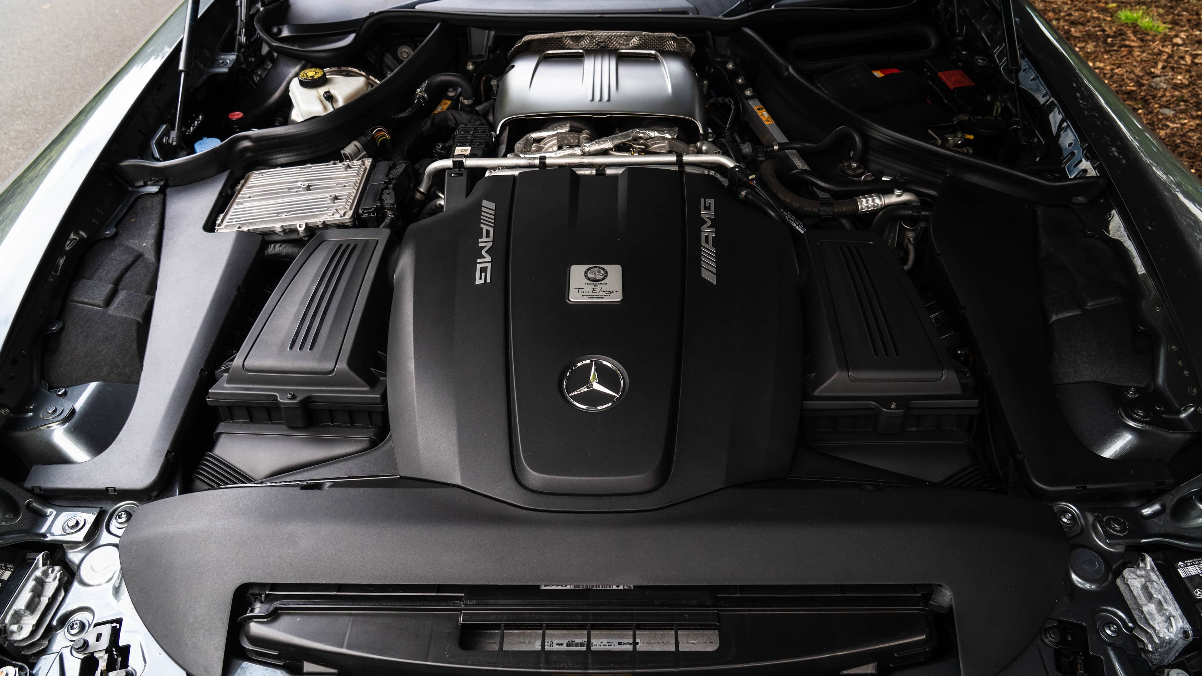 Mercedes Benz AMG GTS - Image 3