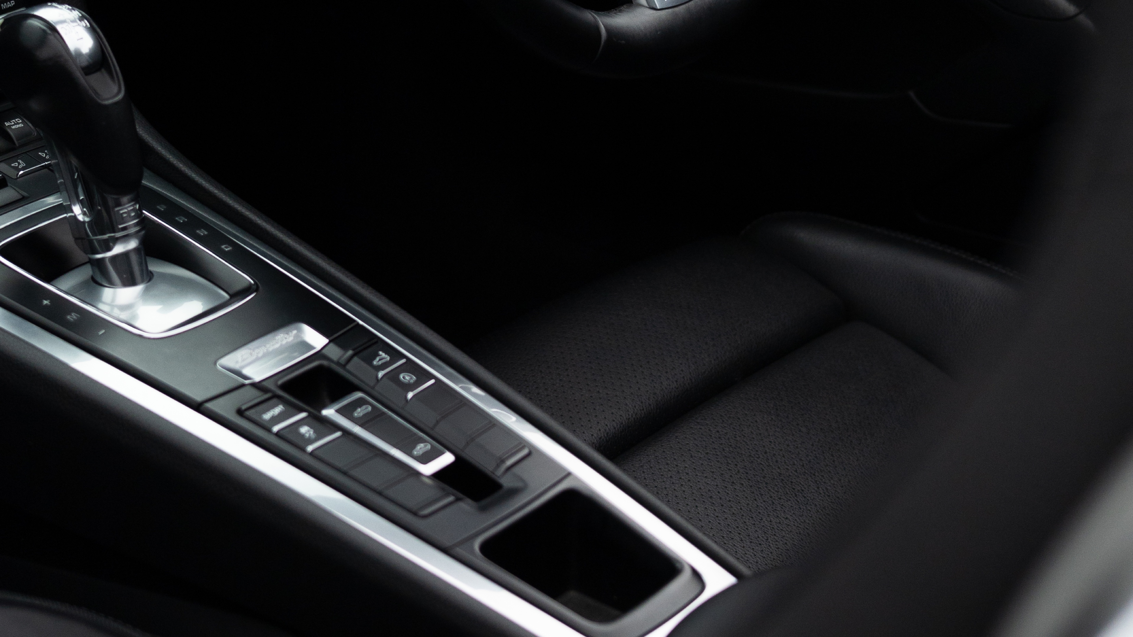 Porsche Boxster - Image 16