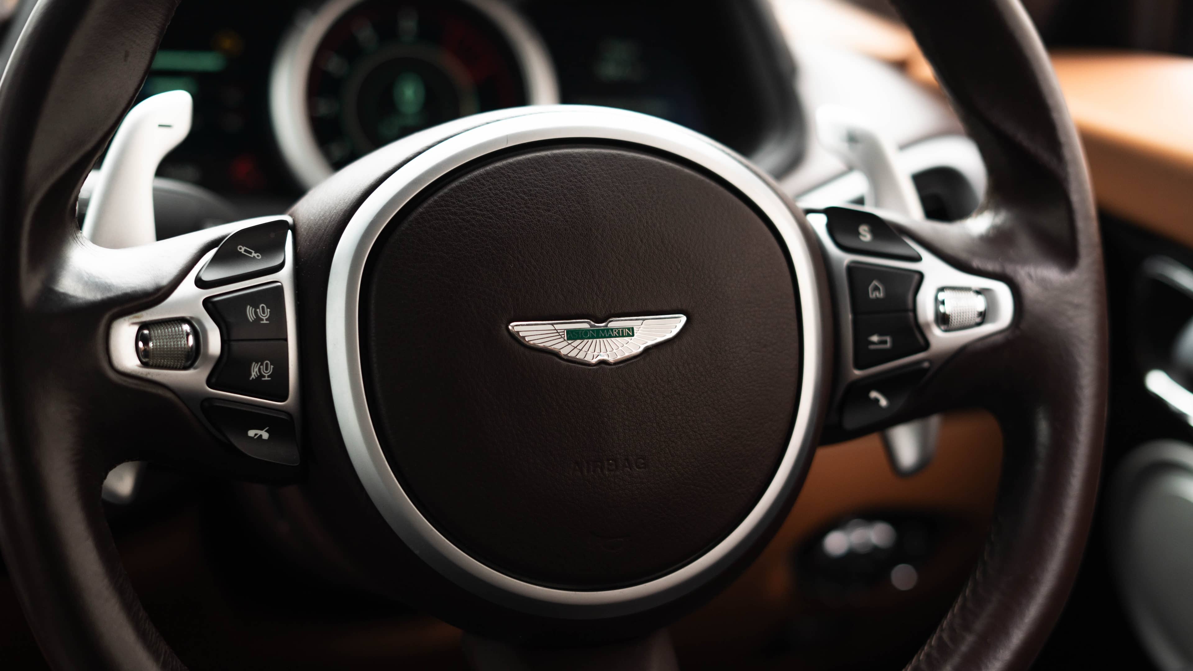Aston Martin DB11 - Image 16