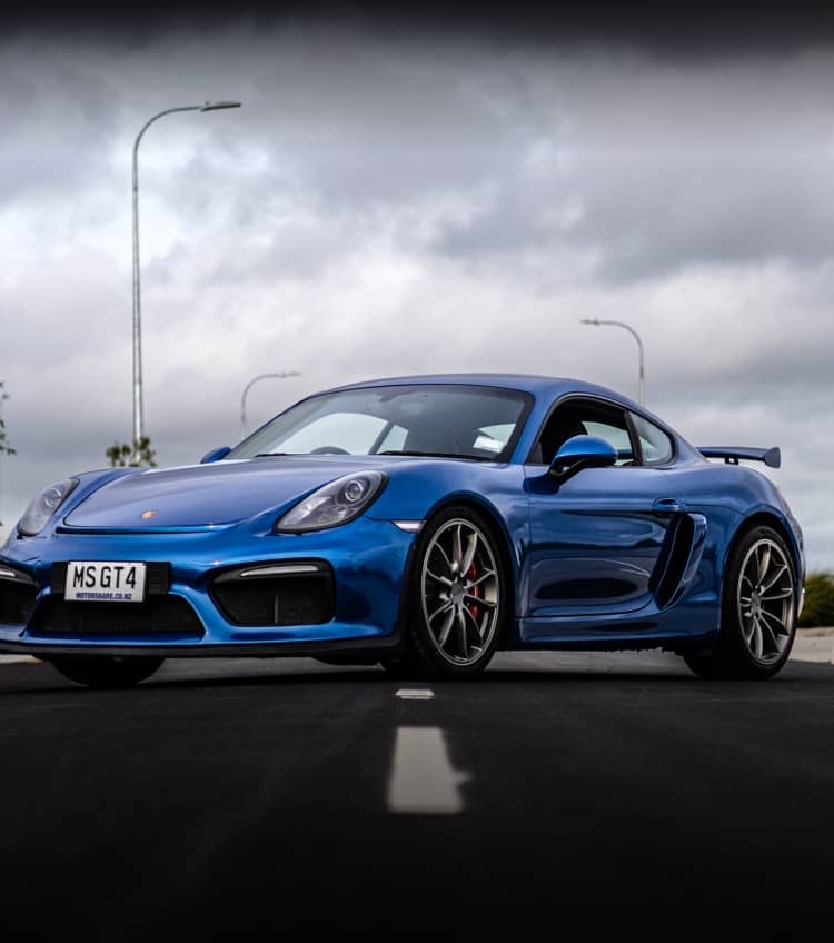Porsche Cayman GT4