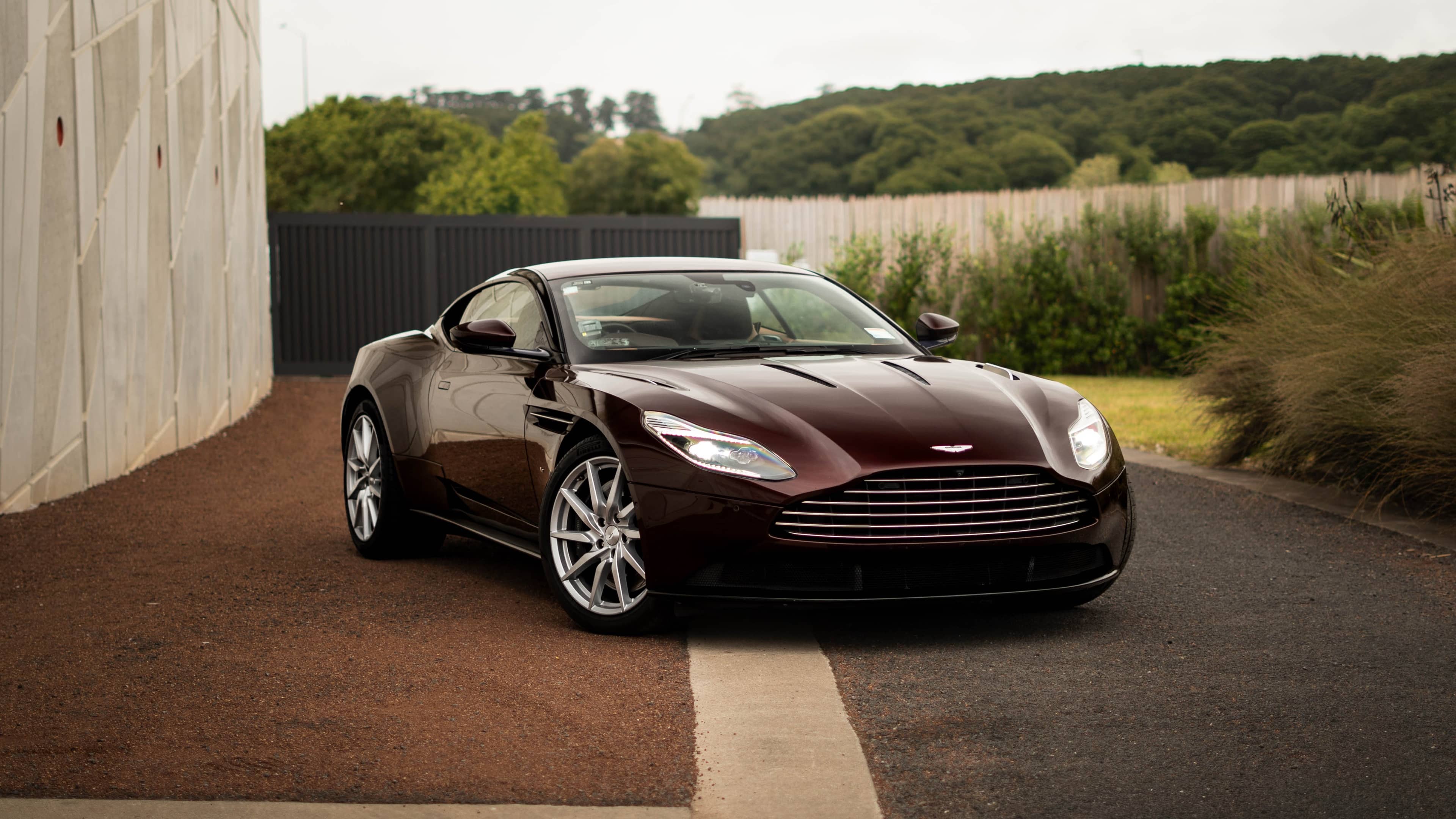 Aston Martin DB11 - Image 1