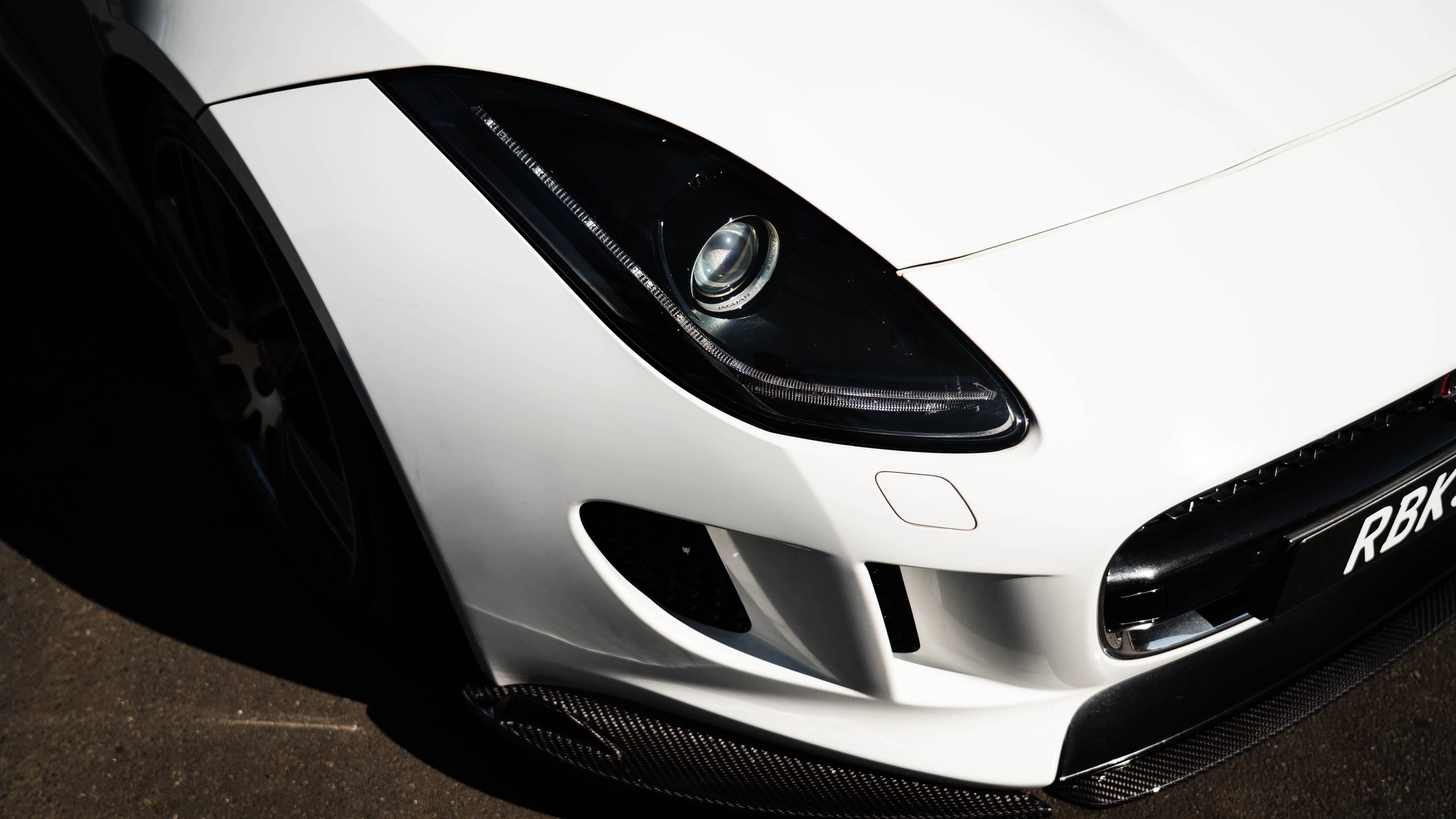 Jaguar F-Type R - Image 11