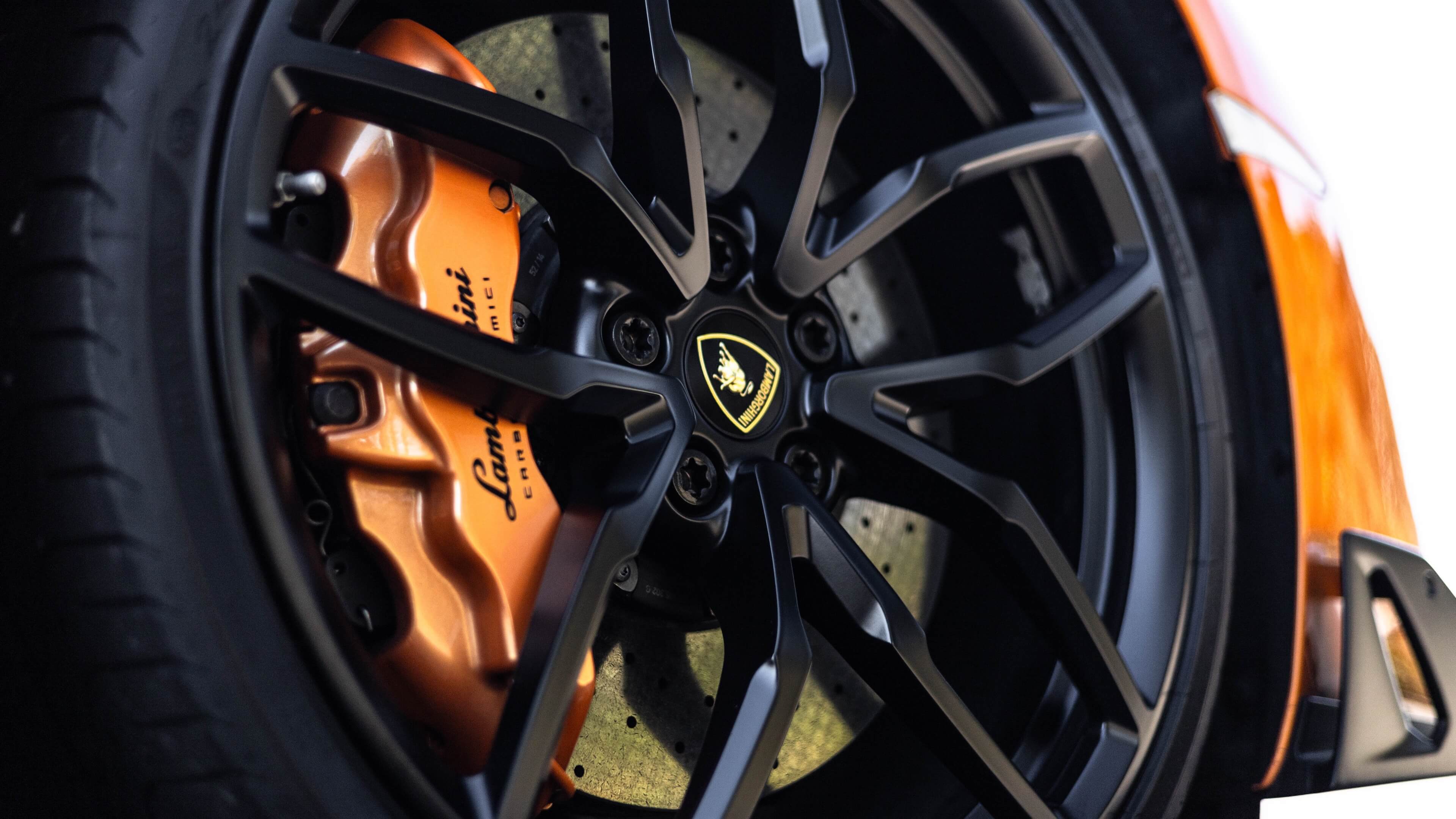 Lamborghini Huracan - Image 4