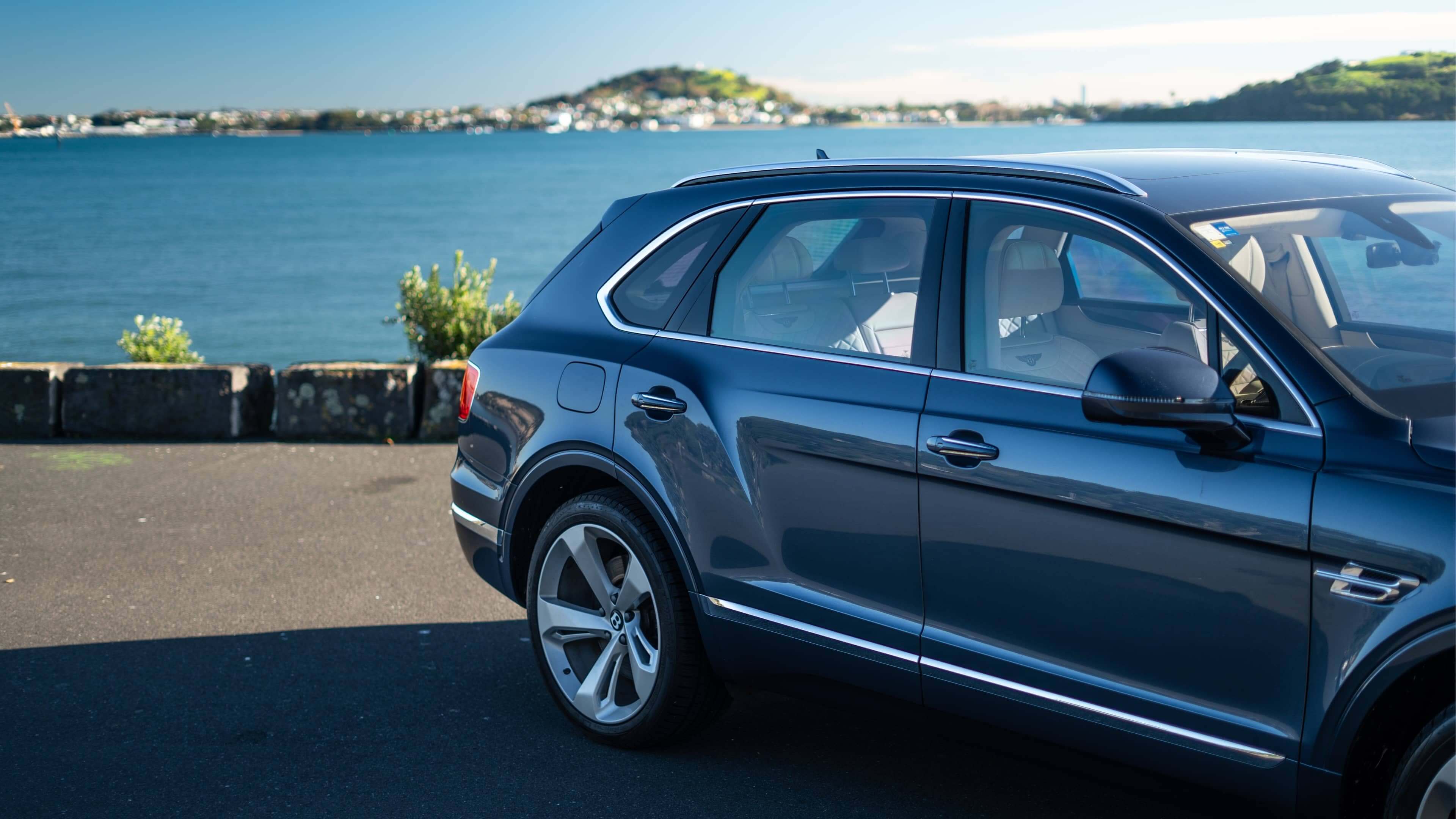 Bentley Bentayga - Image 1