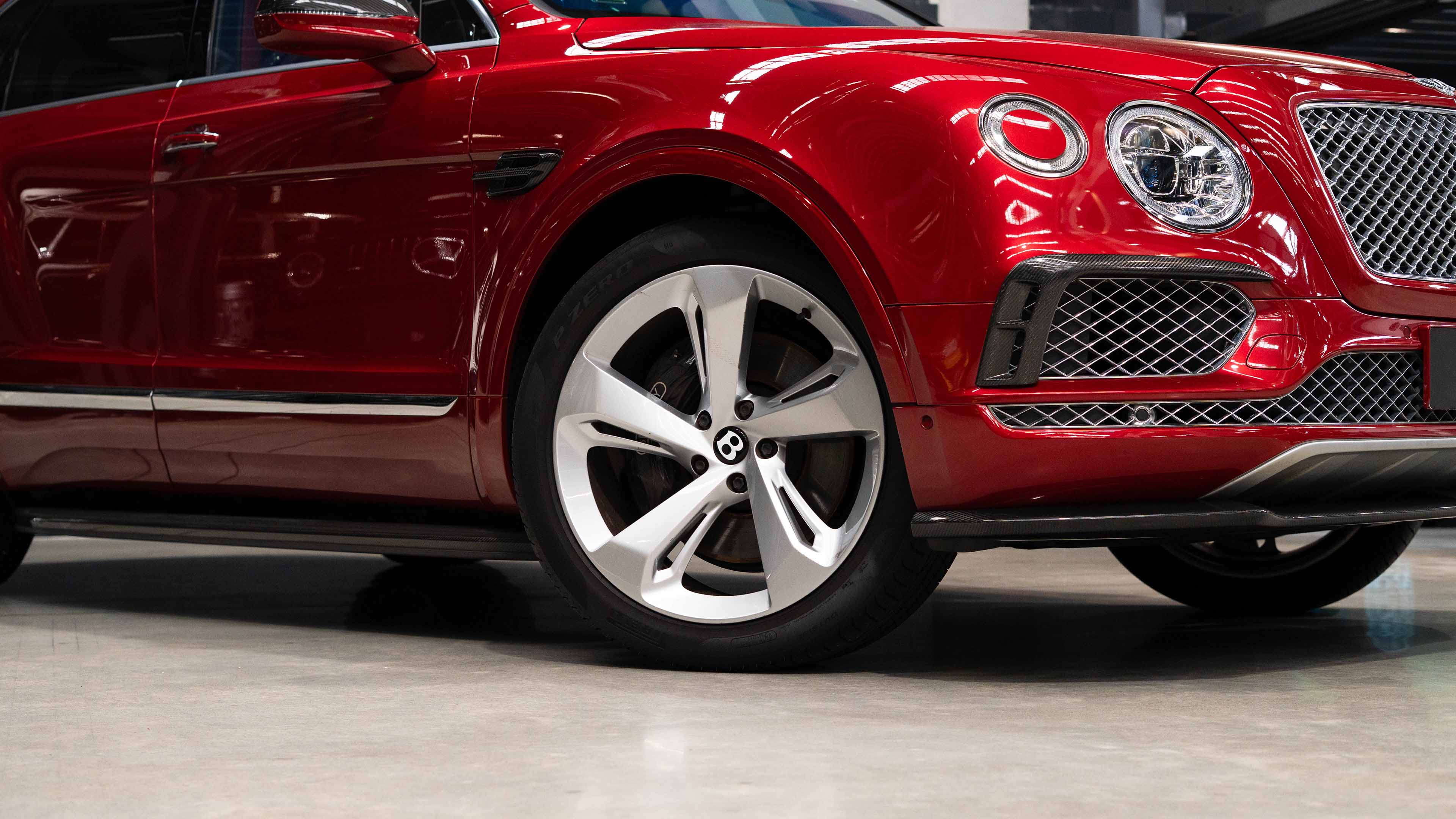 Bentley Bentayga Mulliner - Image 3