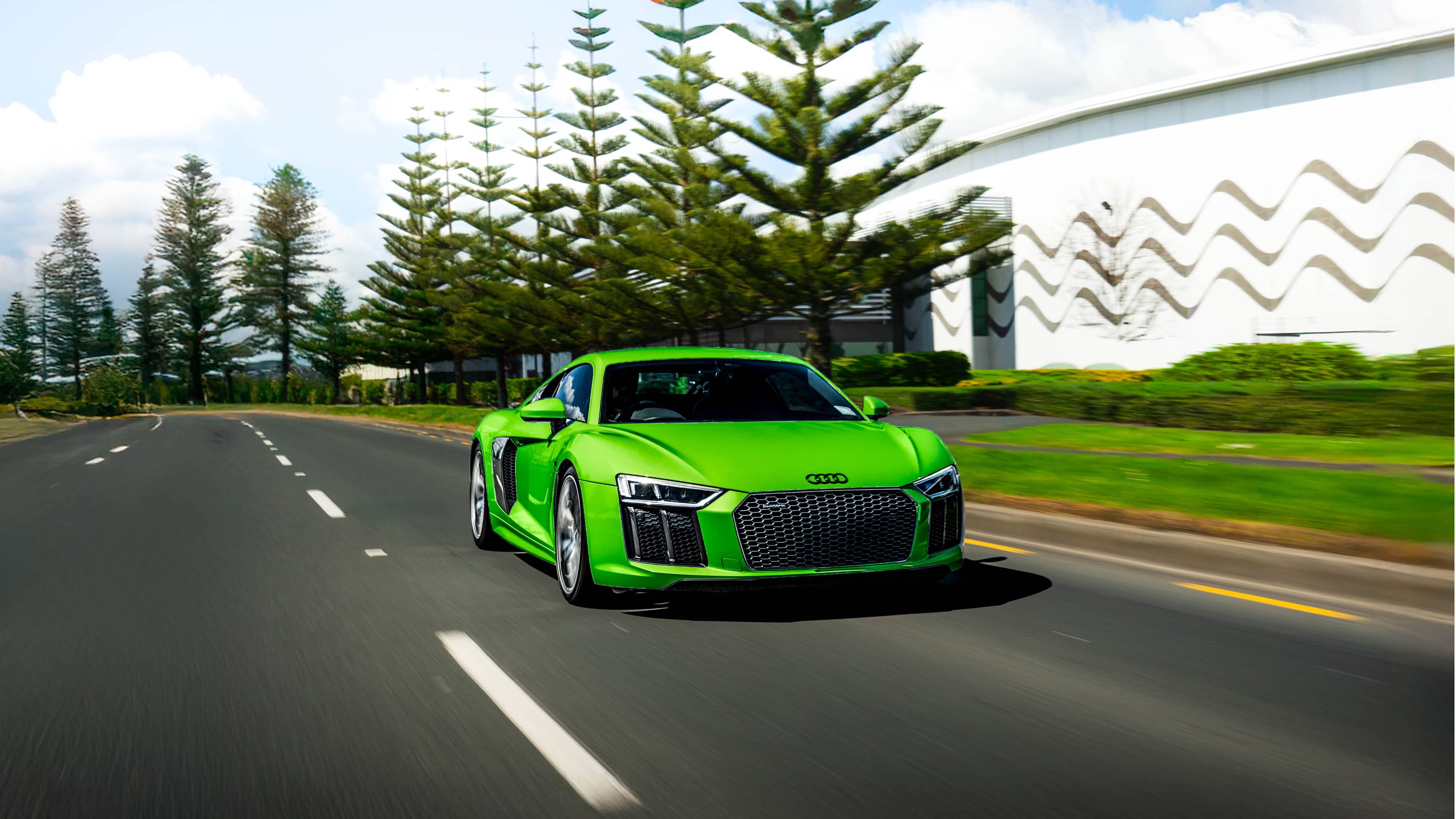 Audi R8 V10 (Gen 2) - Image 5