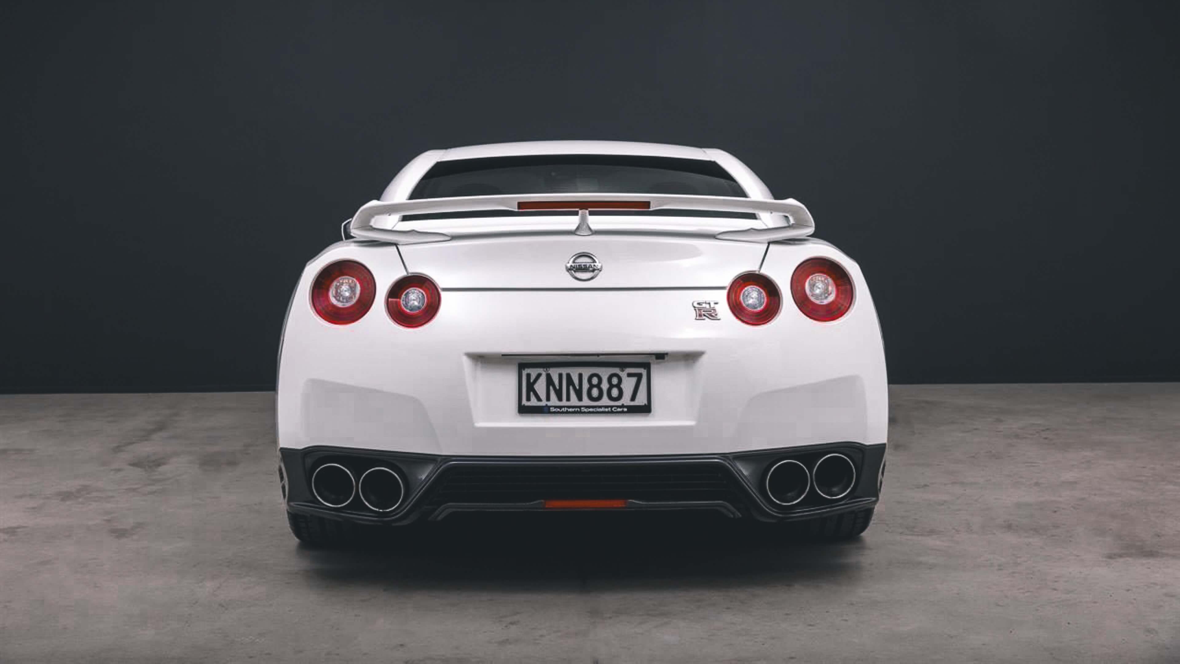 Nissan GTR R35 - Image 6