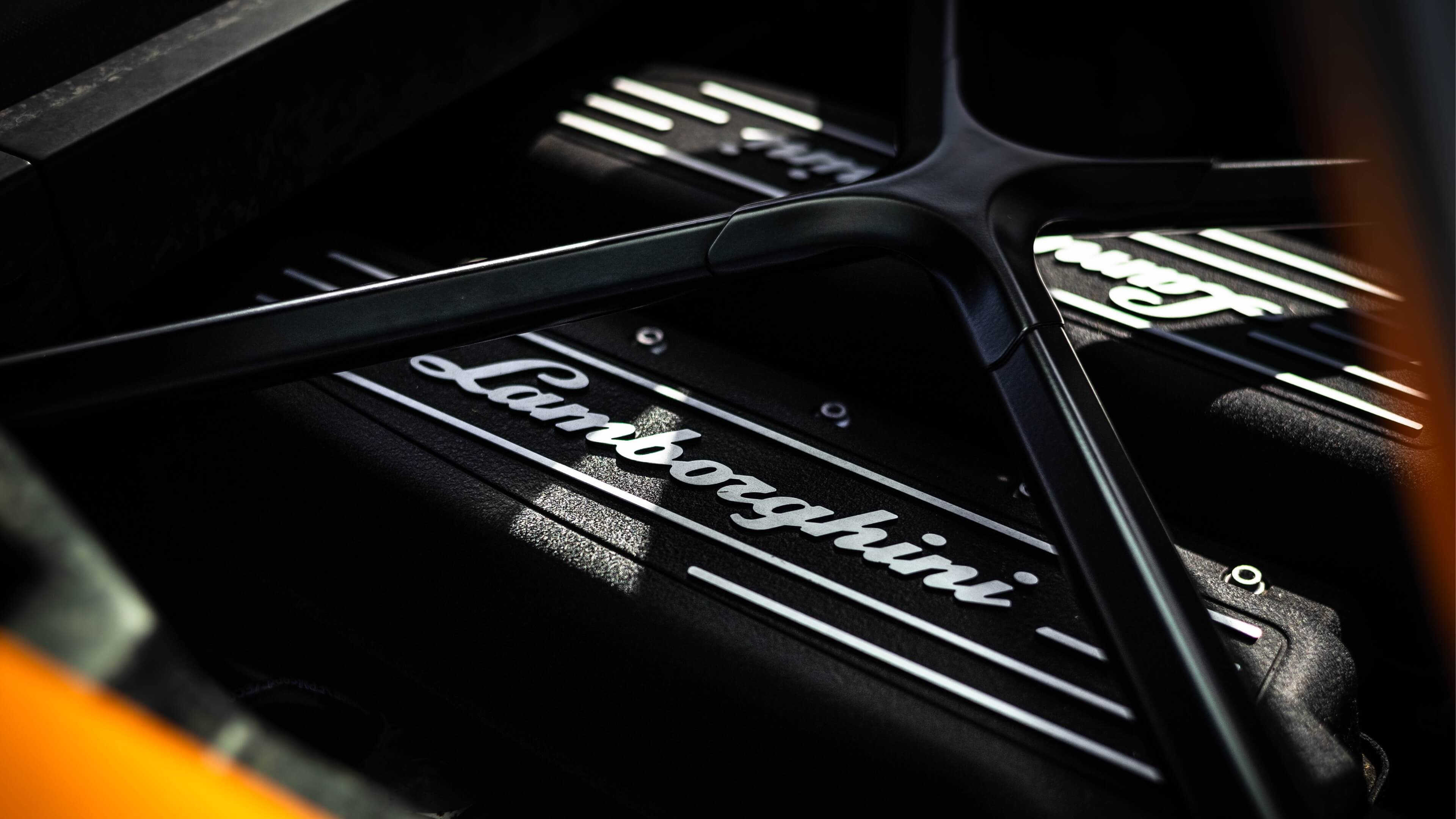 Lamborghini Huracan - Image 8