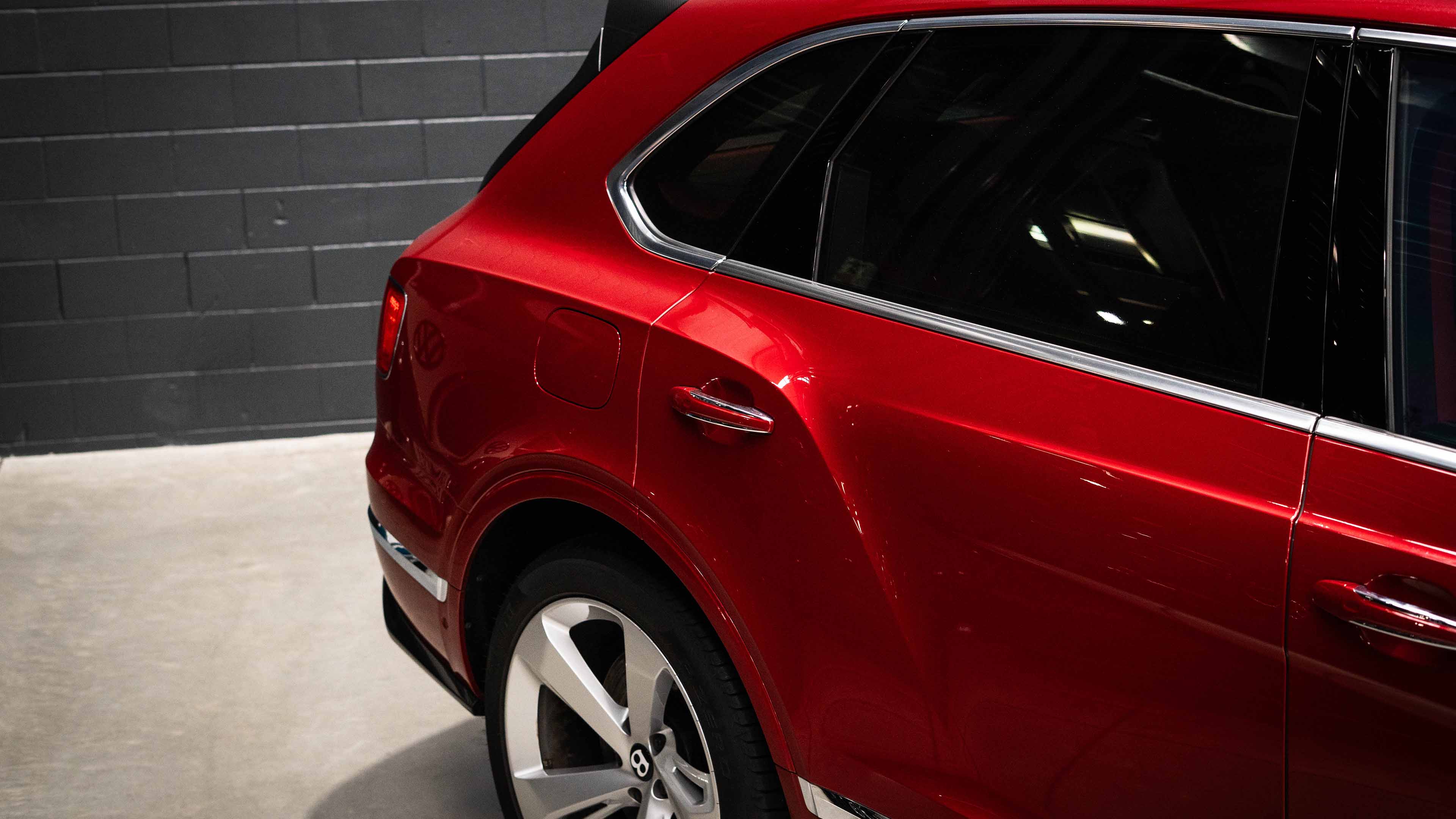 Bentley Bentayga Mulliner - Image 5