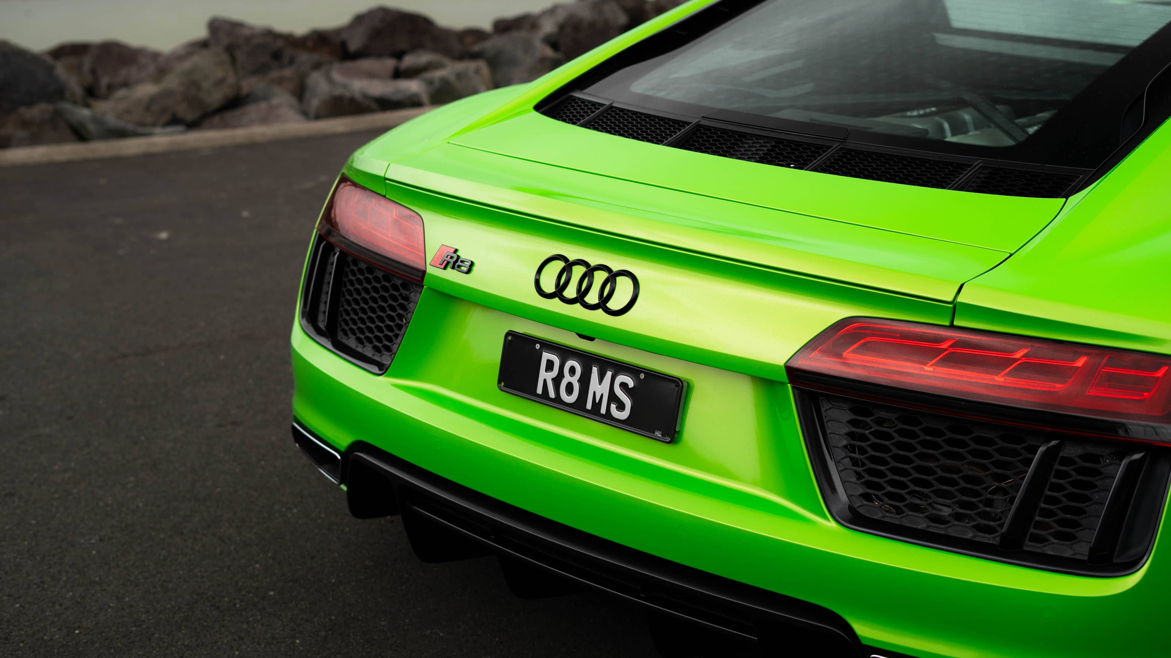 Audi R8 V10 (Gen 2) - Image 2