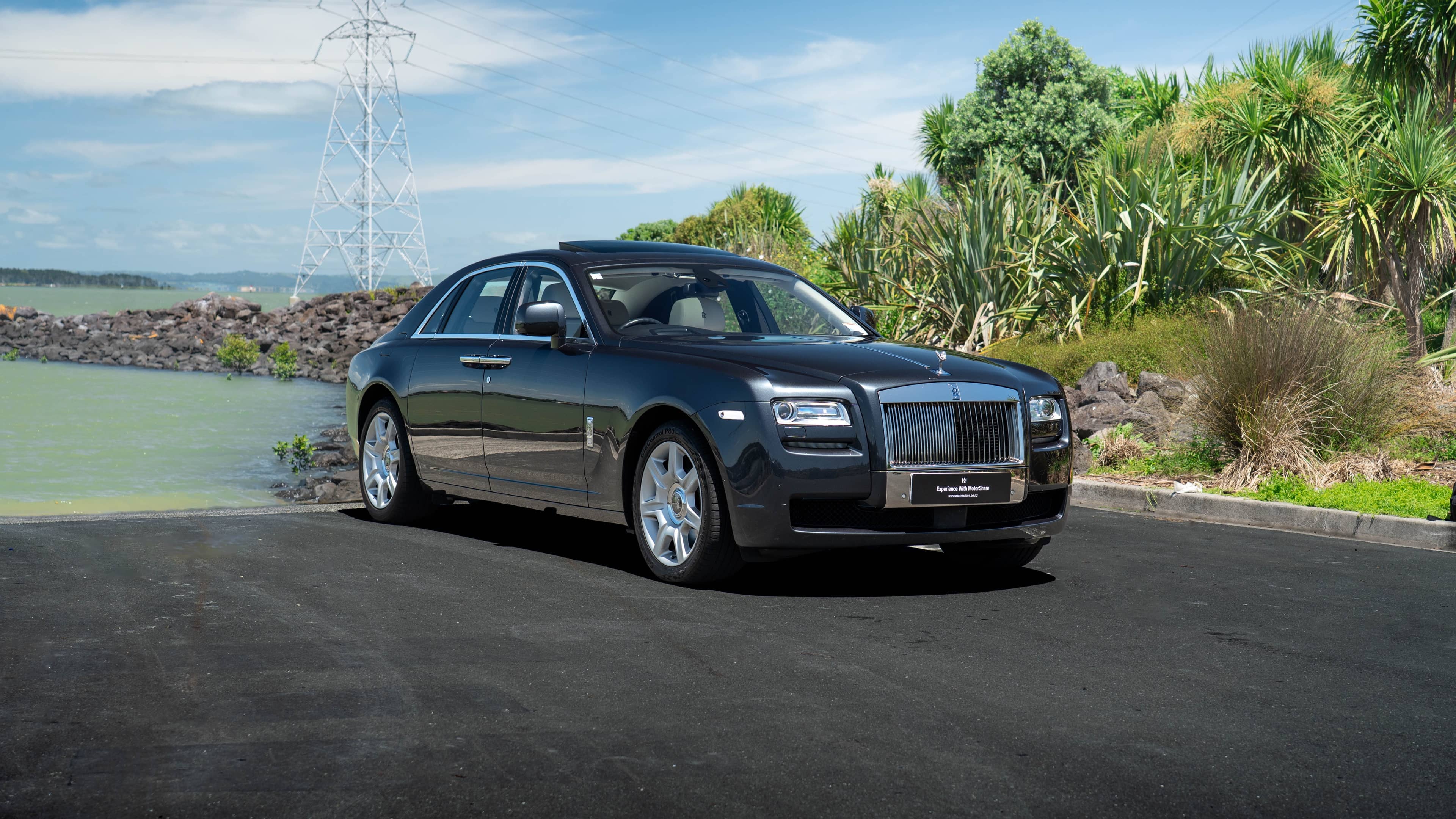 Rolls Royce Ghost - Image 12