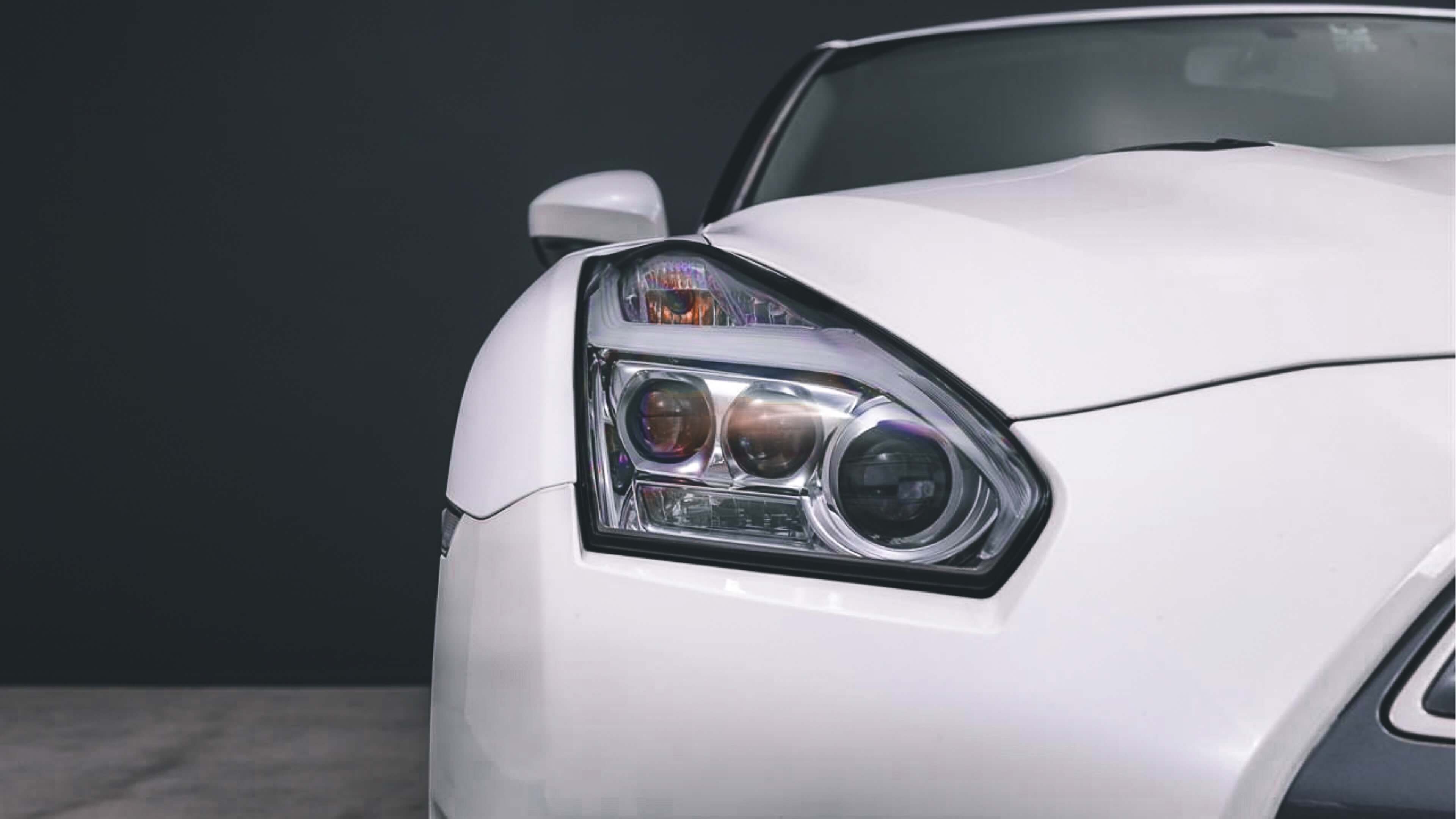 Nissan GTR R35 - Image 2