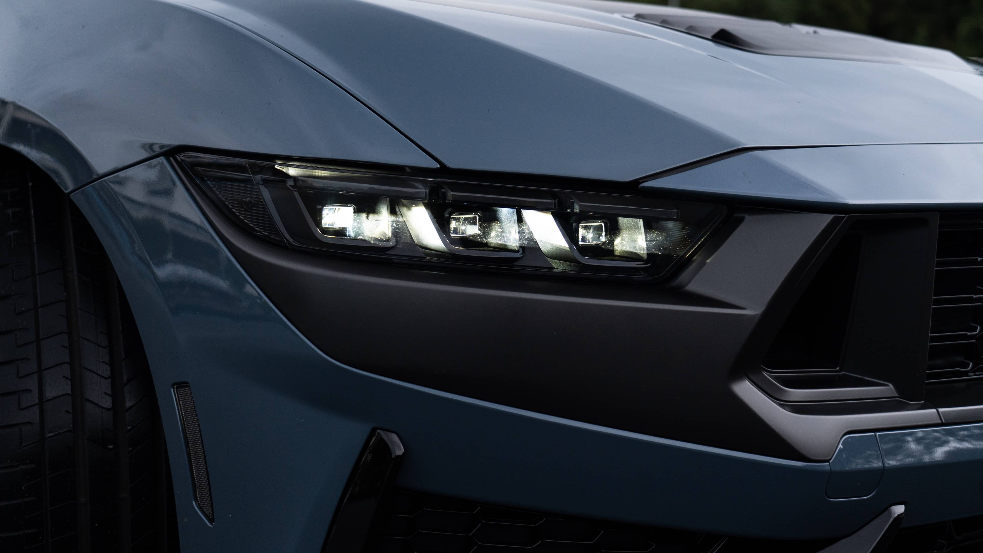 Mustang Dark Horse - Image 10