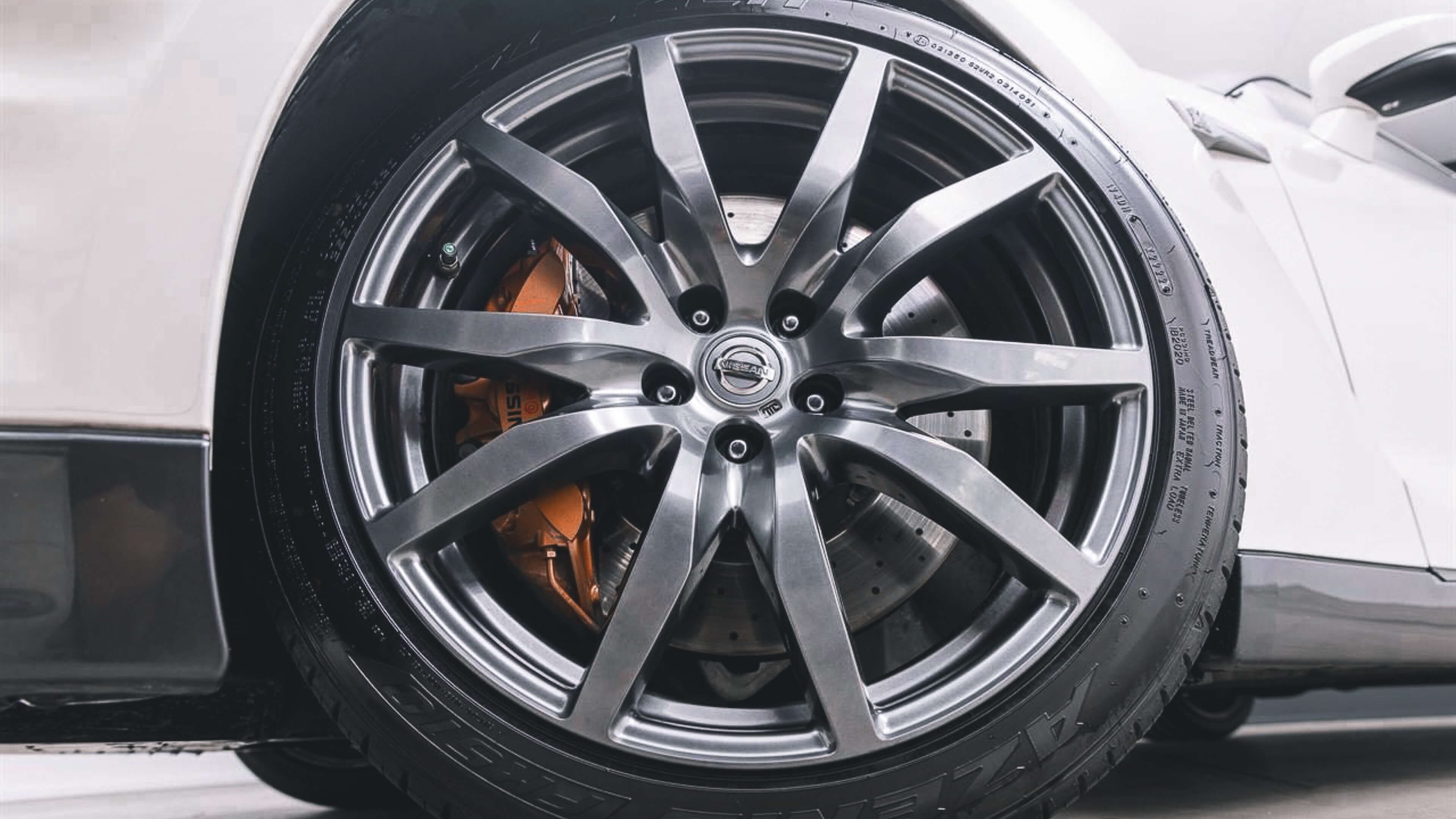 Nissan GTR R35 - Image 3