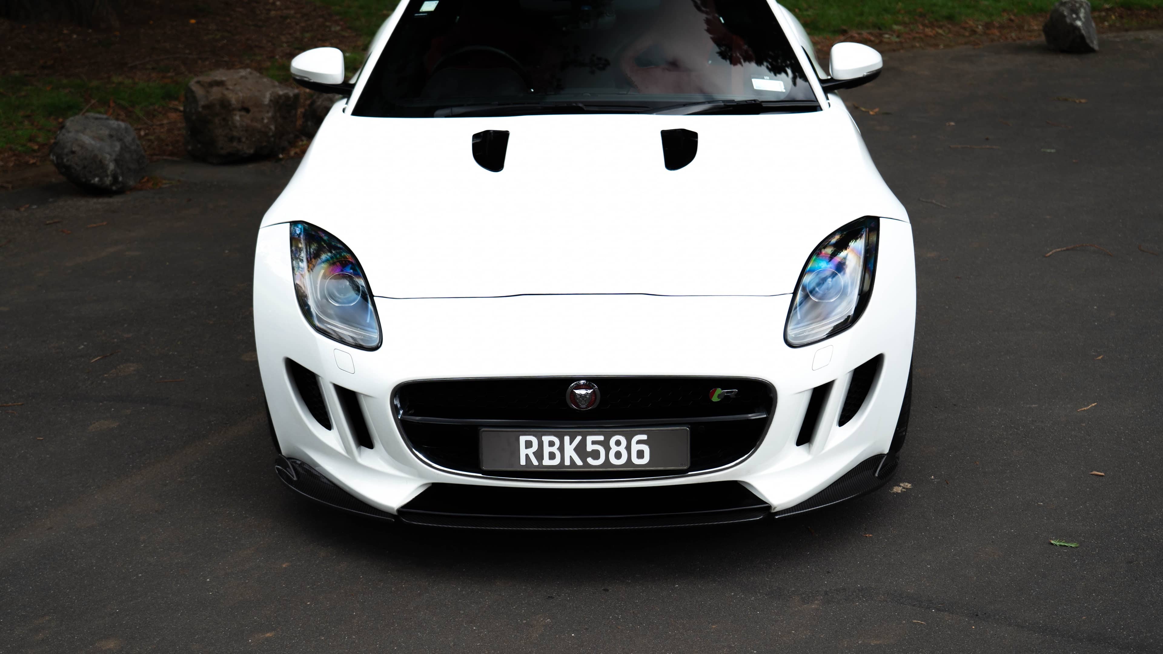 Jaguar F-Type R - Image 12