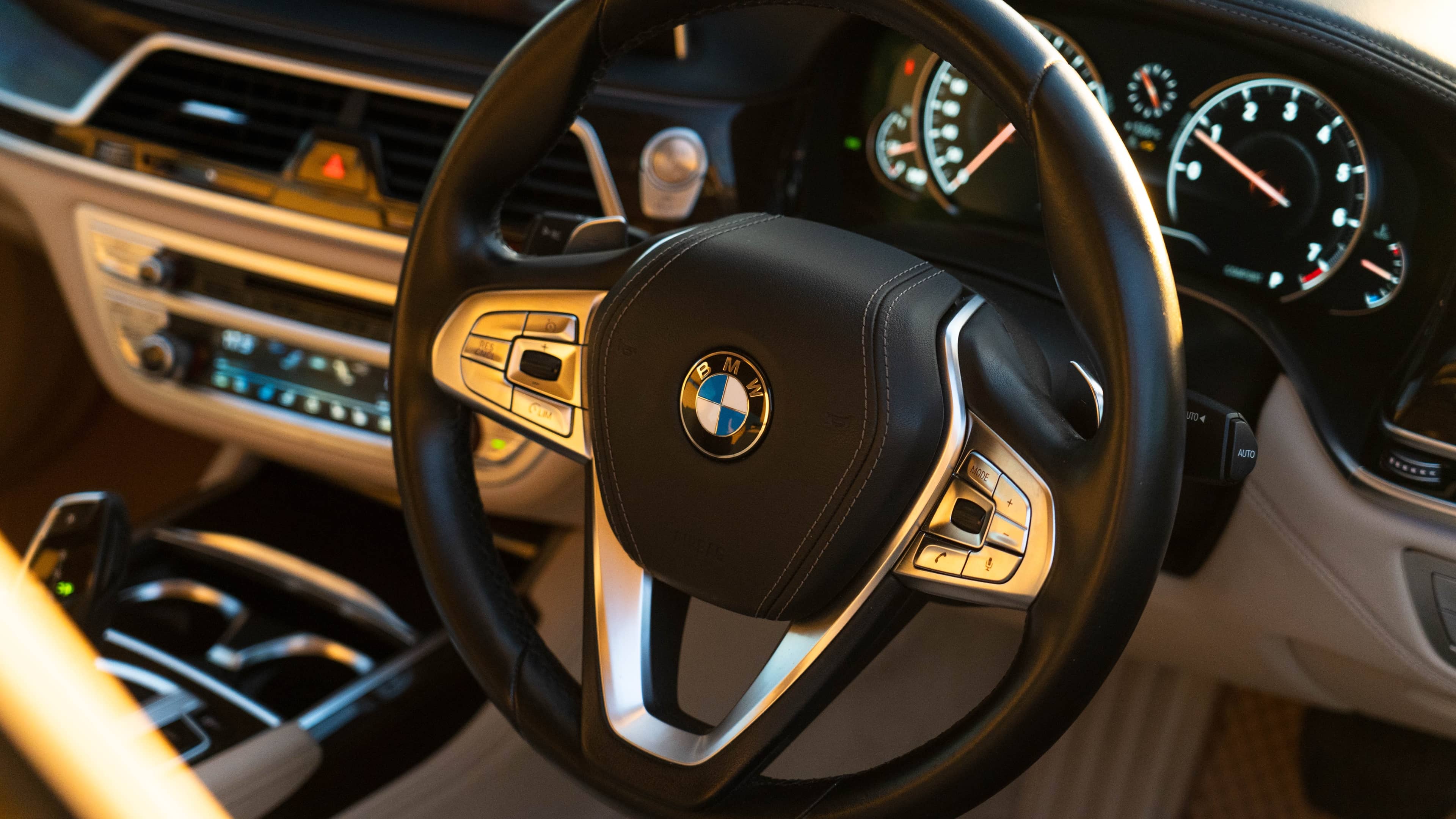 BMW 740LI - Image 18