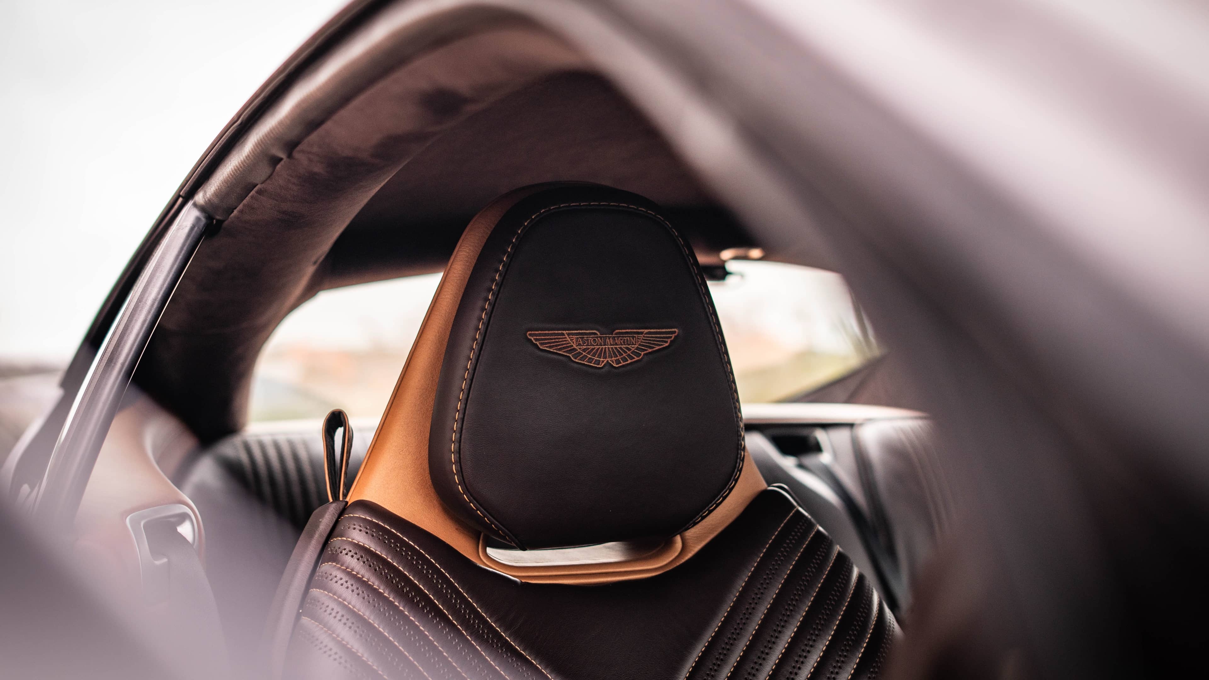 Aston Martin DB11 - Image 12