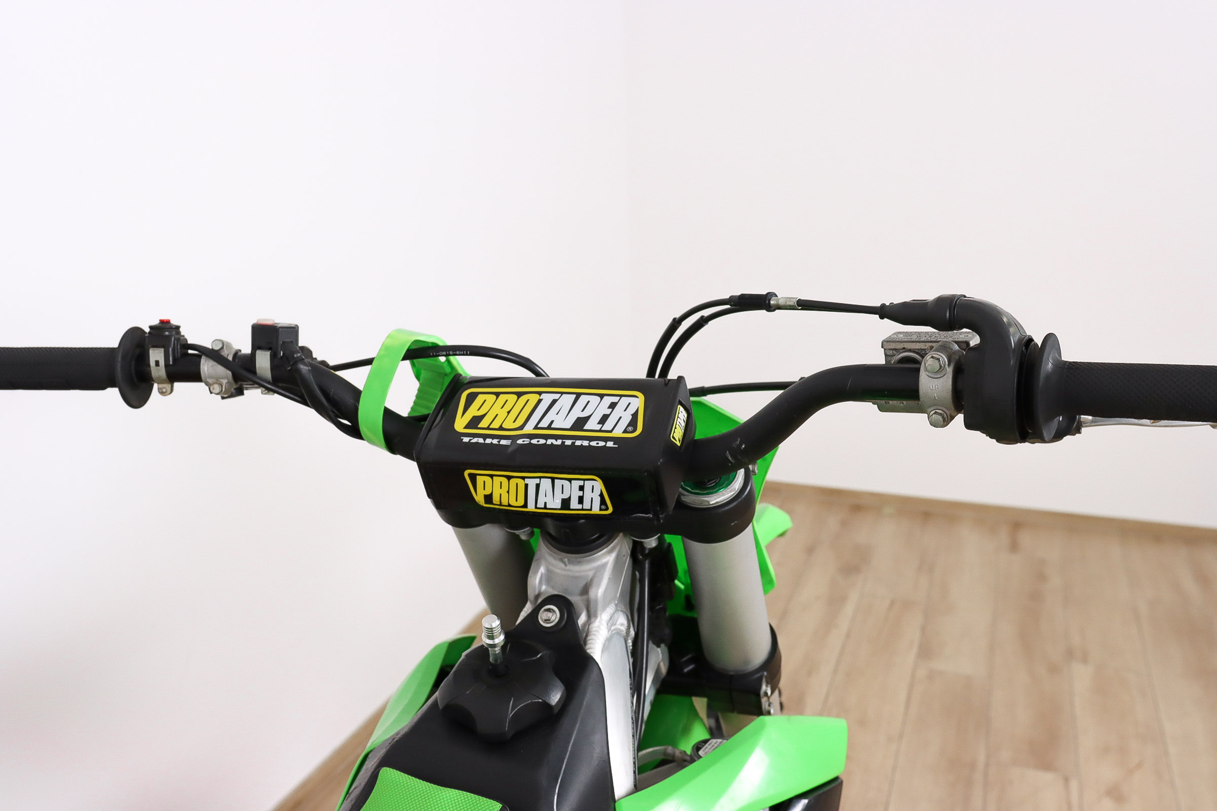 KAWASAKI KX250FKAWASAKI6 KAWASAKI KX250FKAWASAKI6