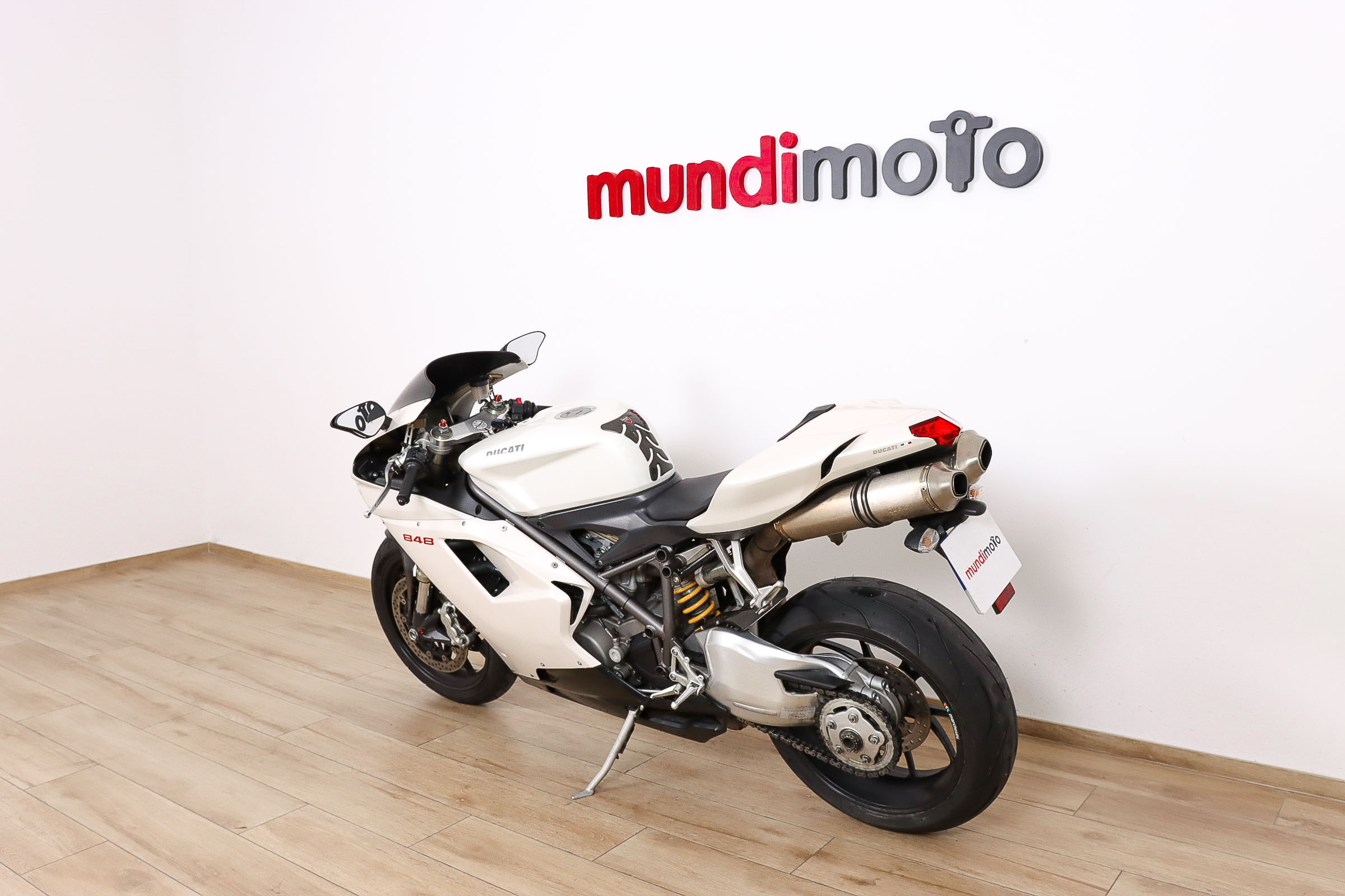 DUCATI 848 SuperbikeDUCATI7 DUCATI 848 SuperbikeDUCATI7