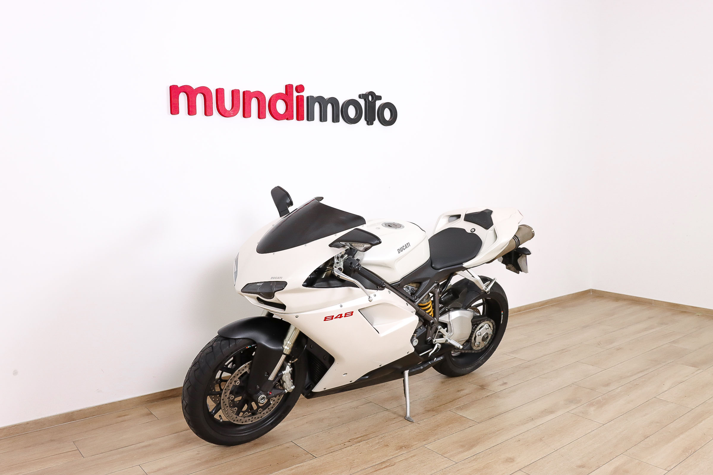 DUCATI 848 SuperbikeDUCATI8 DUCATI 848 SuperbikeDUCATI8