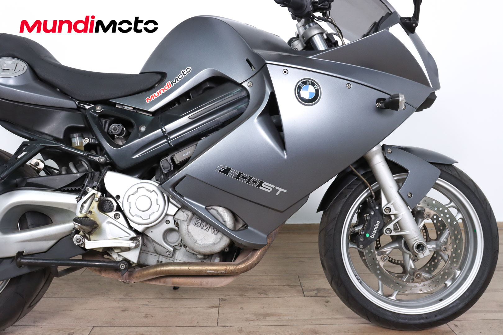 BMW F 800 STBMW4 BMW F 800 STBMW4