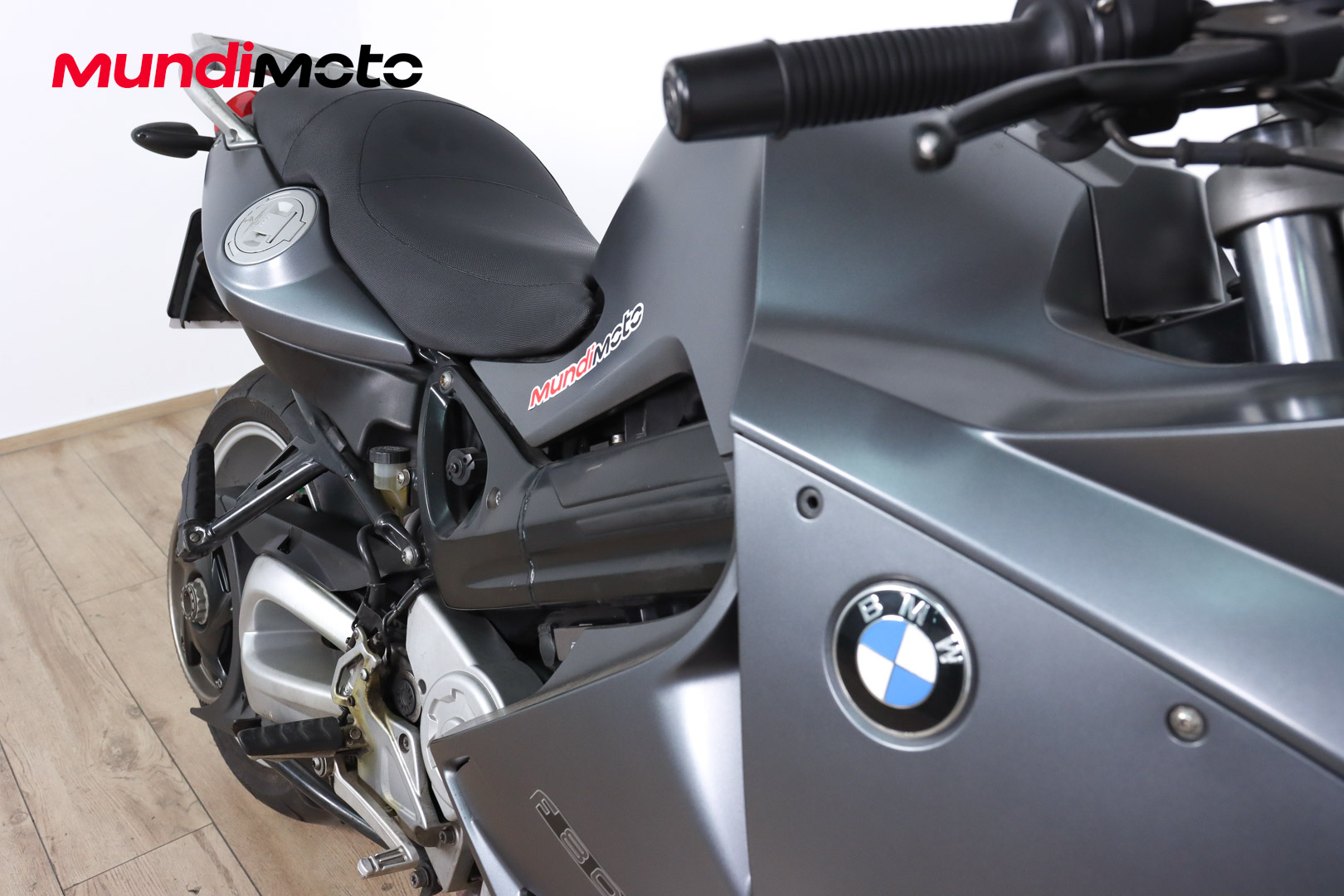 BMW F 800 STBMW5 BMW F 800 STBMW5