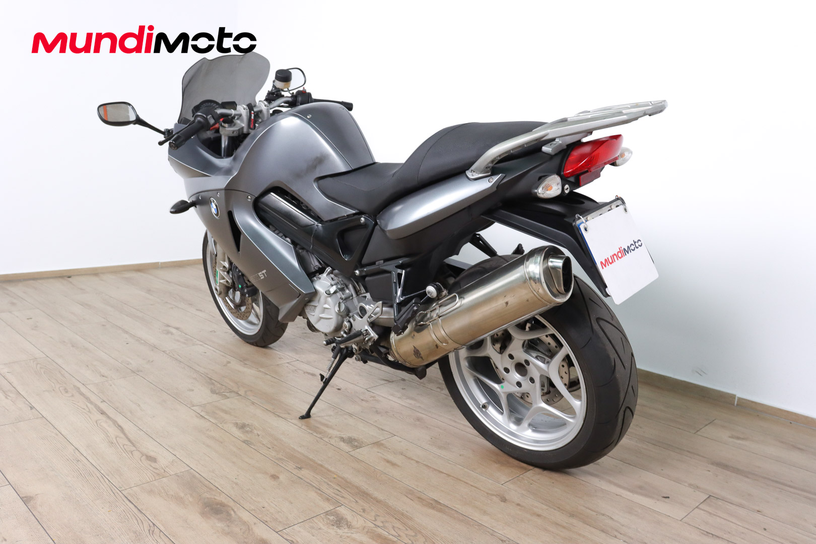 BMW F 800 STBMW8 BMW F 800 STBMW8